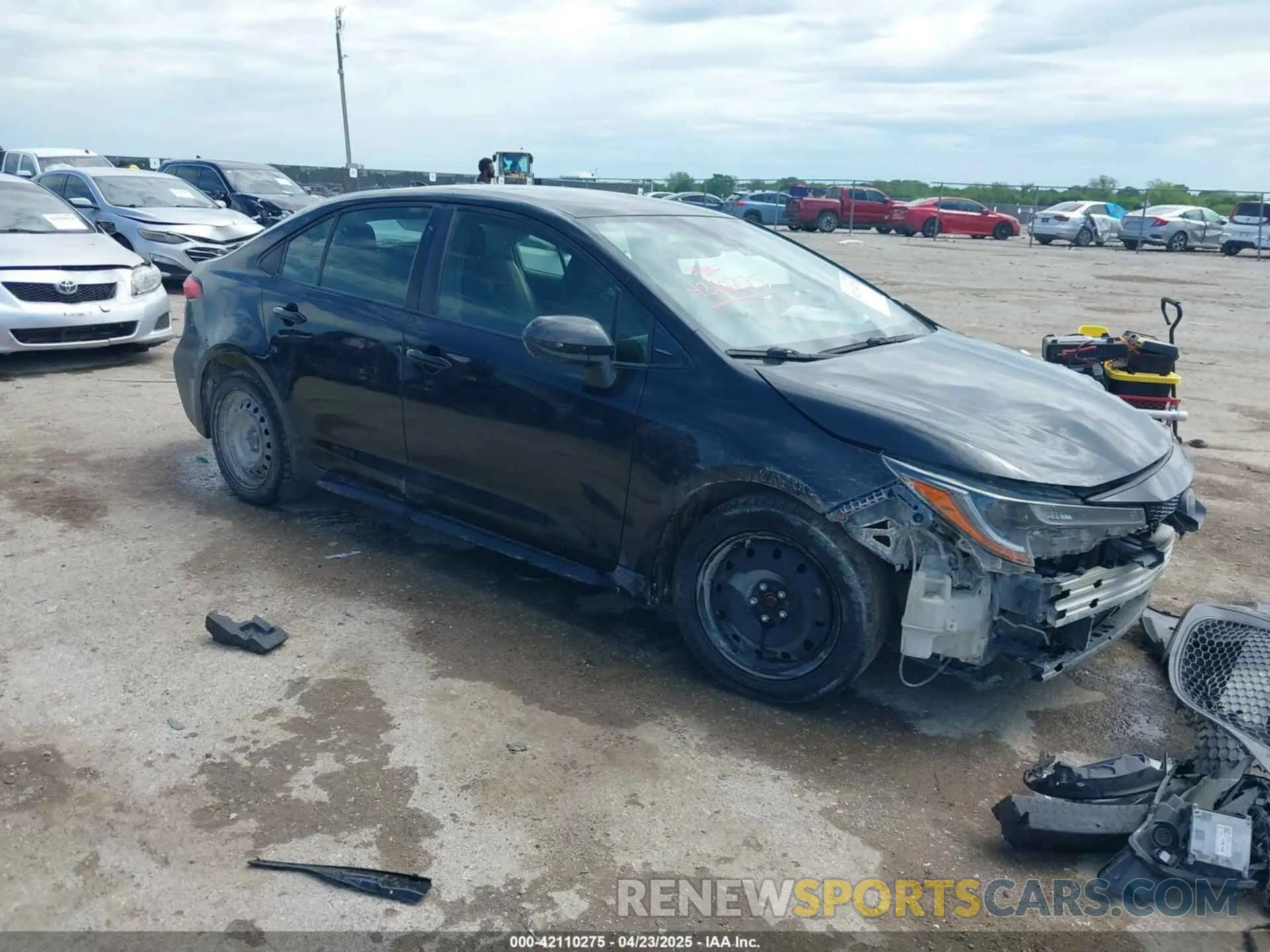 1 Photograph of a damaged car JTDEPRAE3LJ043858 TOYOTA COROLLA 2020