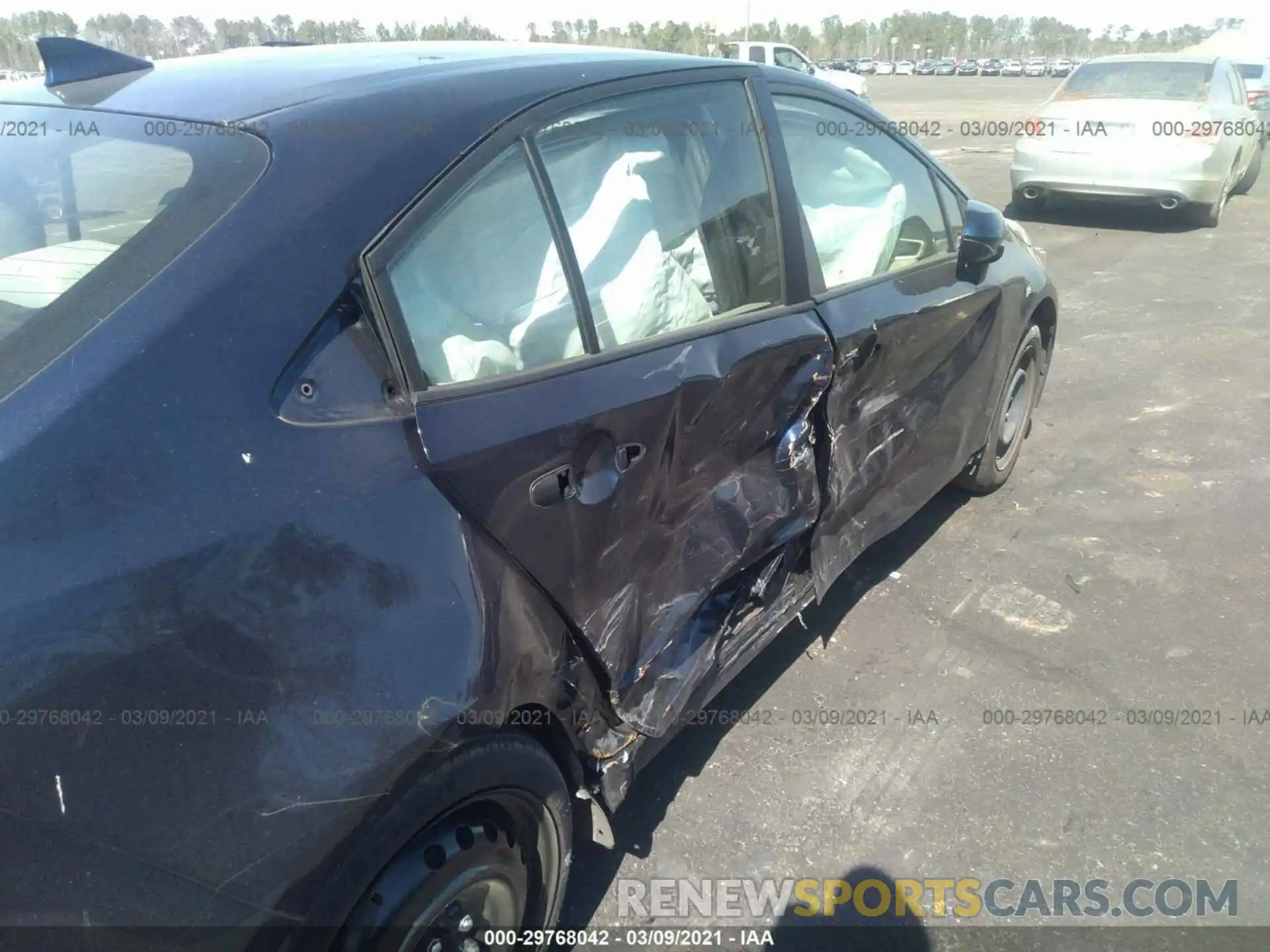 6 Photograph of a damaged car JTDEPRAE3LJ049014 TOYOTA COROLLA 2020