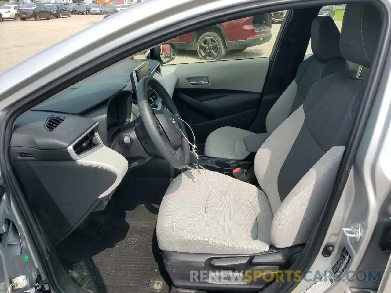 7 Photograph of a damaged car JTDEPRAE3LJ065777 TOYOTA COROLLA 2020