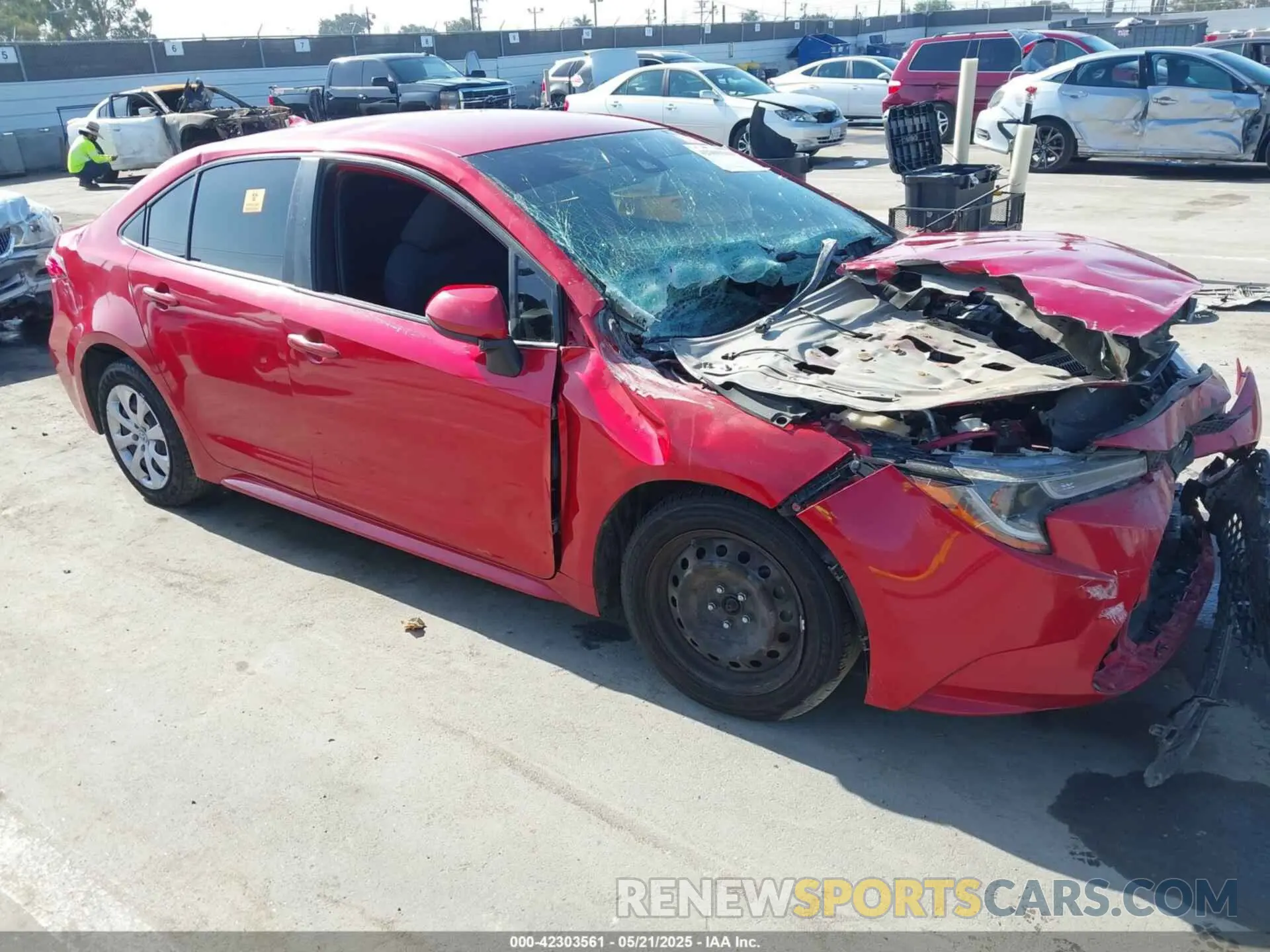 1 Photograph of a damaged car JTDEPRAE3LJ066962 TOYOTA COROLLA 2020