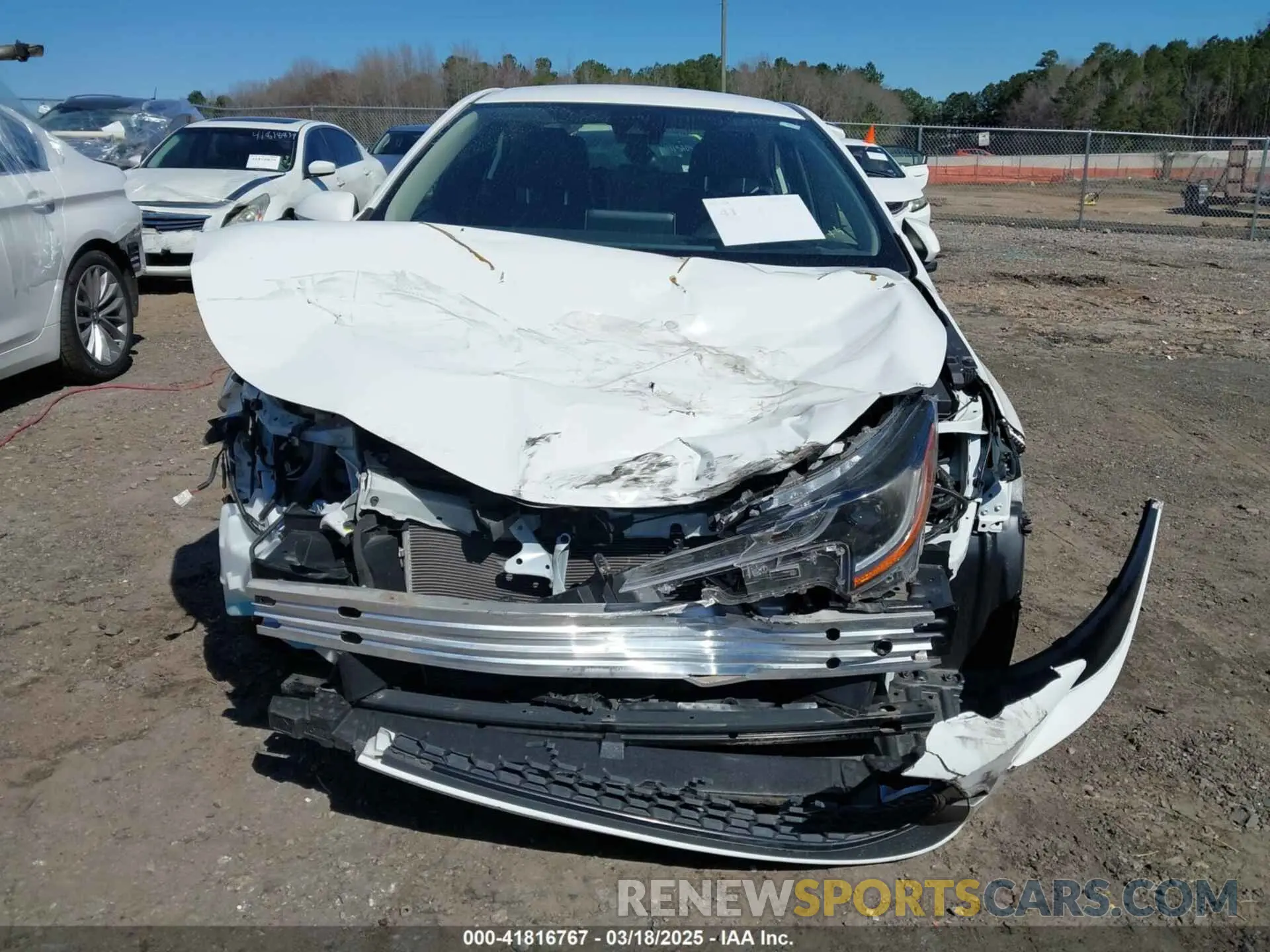 13 Photograph of a damaged car JTDEPRAE3LJ069683 TOYOTA COROLLA 2020