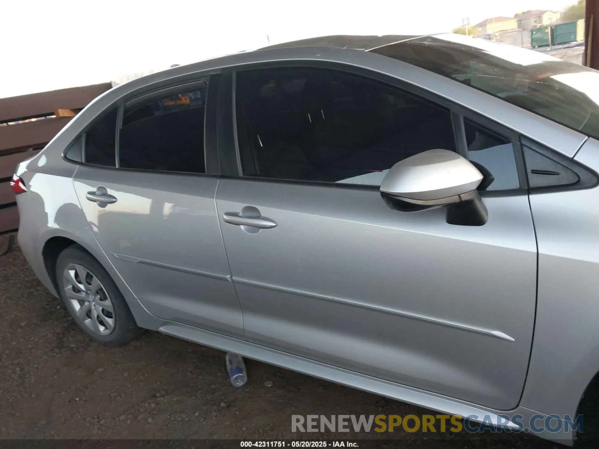 13 Photograph of a damaged car JTDEPRAE3LJ074916 TOYOTA COROLLA 2020