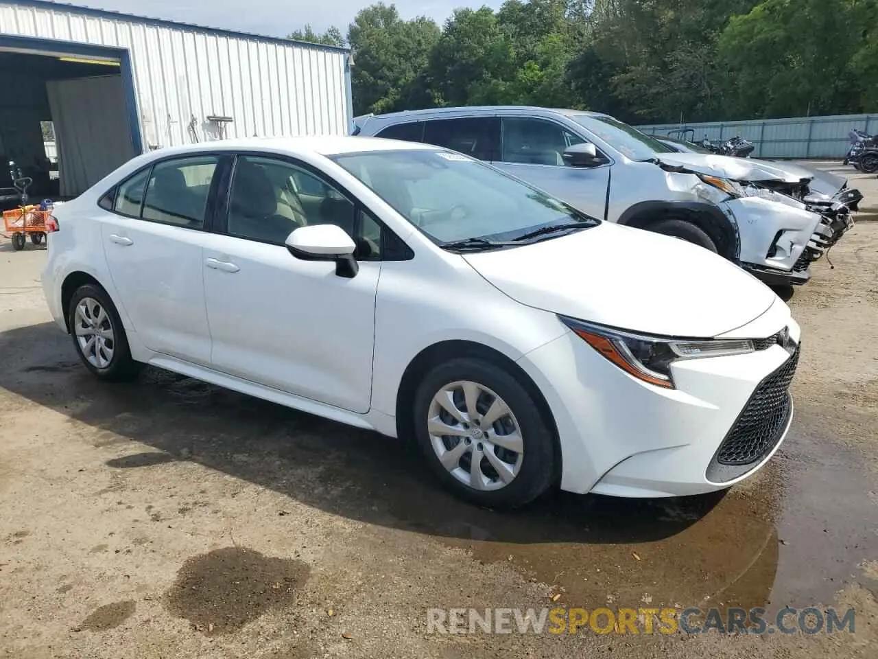 4 Photograph of a damaged car JTDEPRAE3LJ084717 TOYOTA COROLLA 2020
