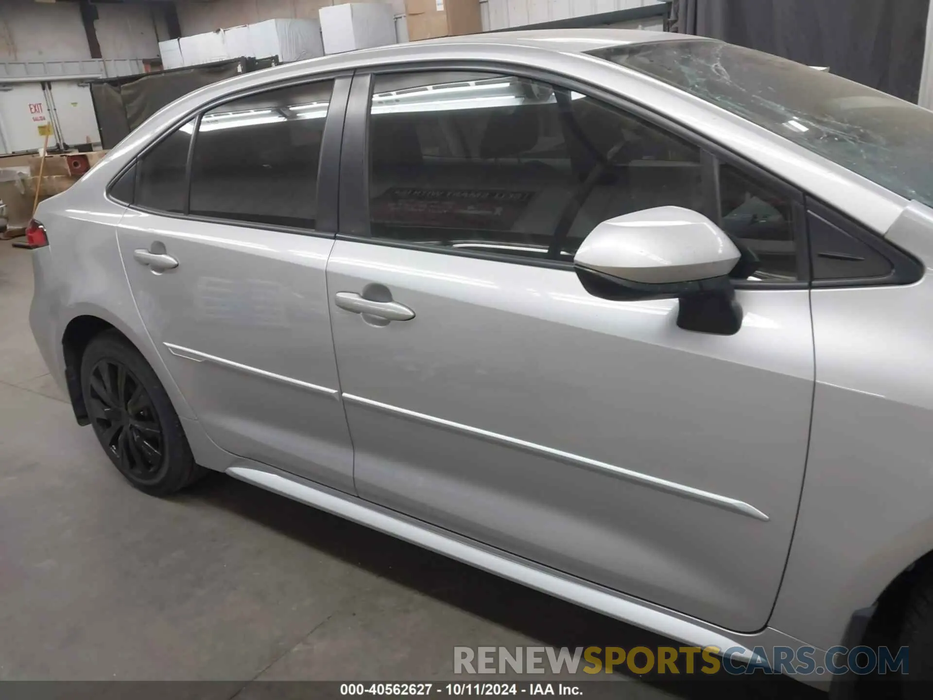 14 Photograph of a damaged car JTDEPRAE3LJ088007 TOYOTA COROLLA 2020