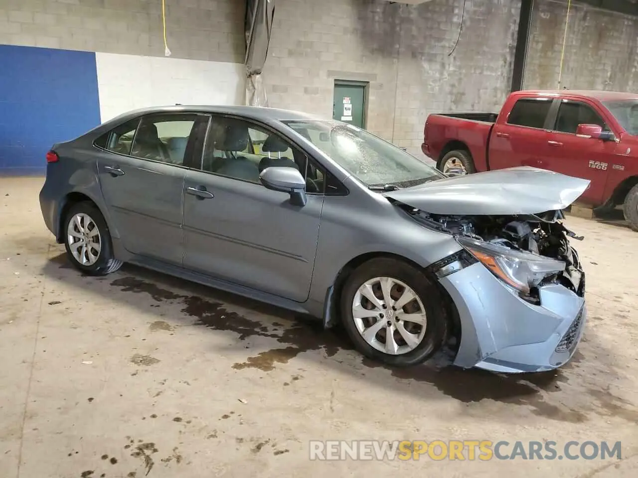 4 Photograph of a damaged car JTDEPRAE3LJ090615 TOYOTA COROLLA 2020