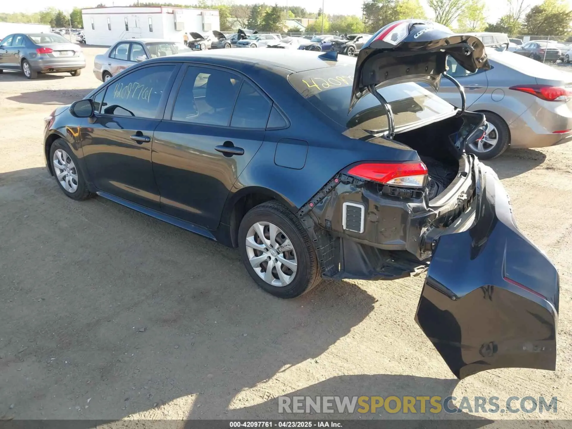 3 Photograph of a damaged car JTDEPRAE3LJ090713 TOYOTA COROLLA 2020
