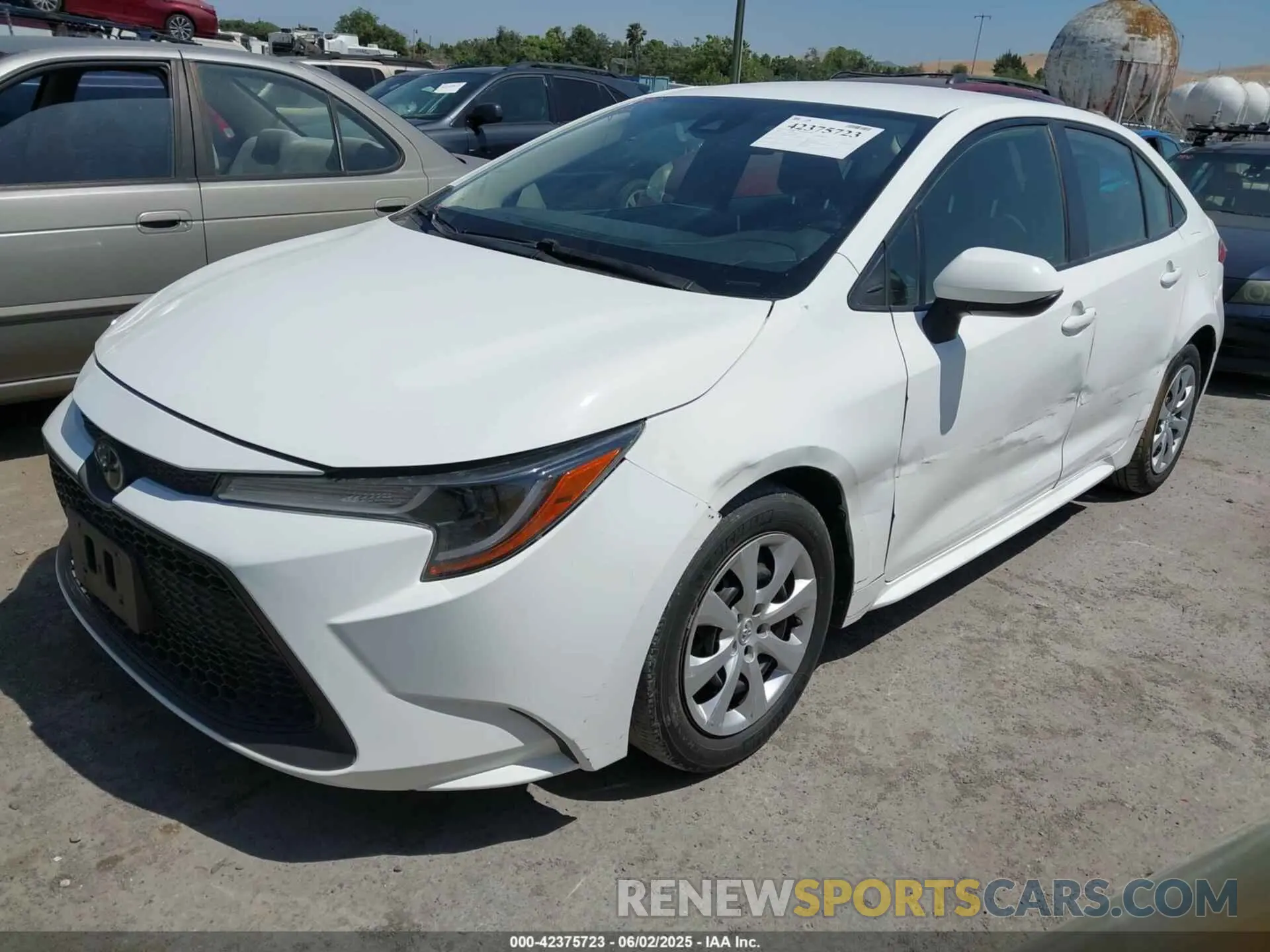 2 Photograph of a damaged car JTDEPRAE3LJ098083 TOYOTA COROLLA 2020