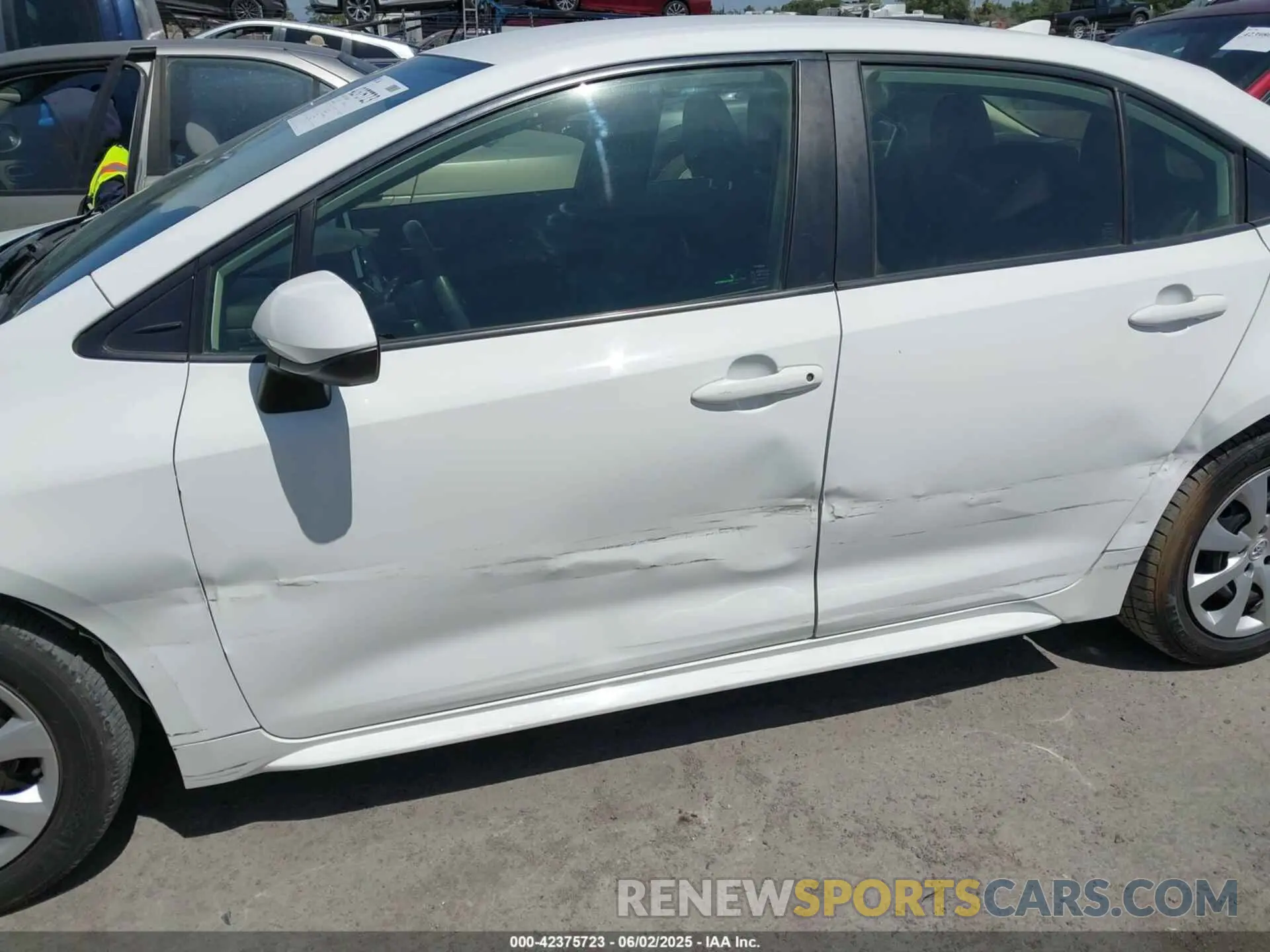 6 Photograph of a damaged car JTDEPRAE3LJ098083 TOYOTA COROLLA 2020