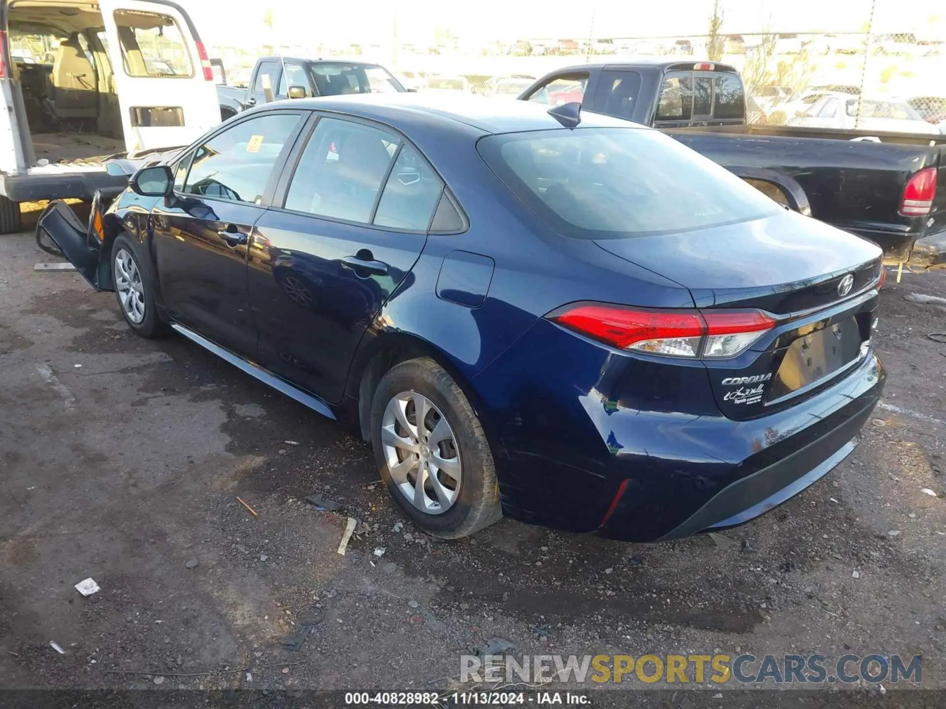 3 Photograph of a damaged car JTDEPRAE3LJ102939 TOYOTA COROLLA 2020