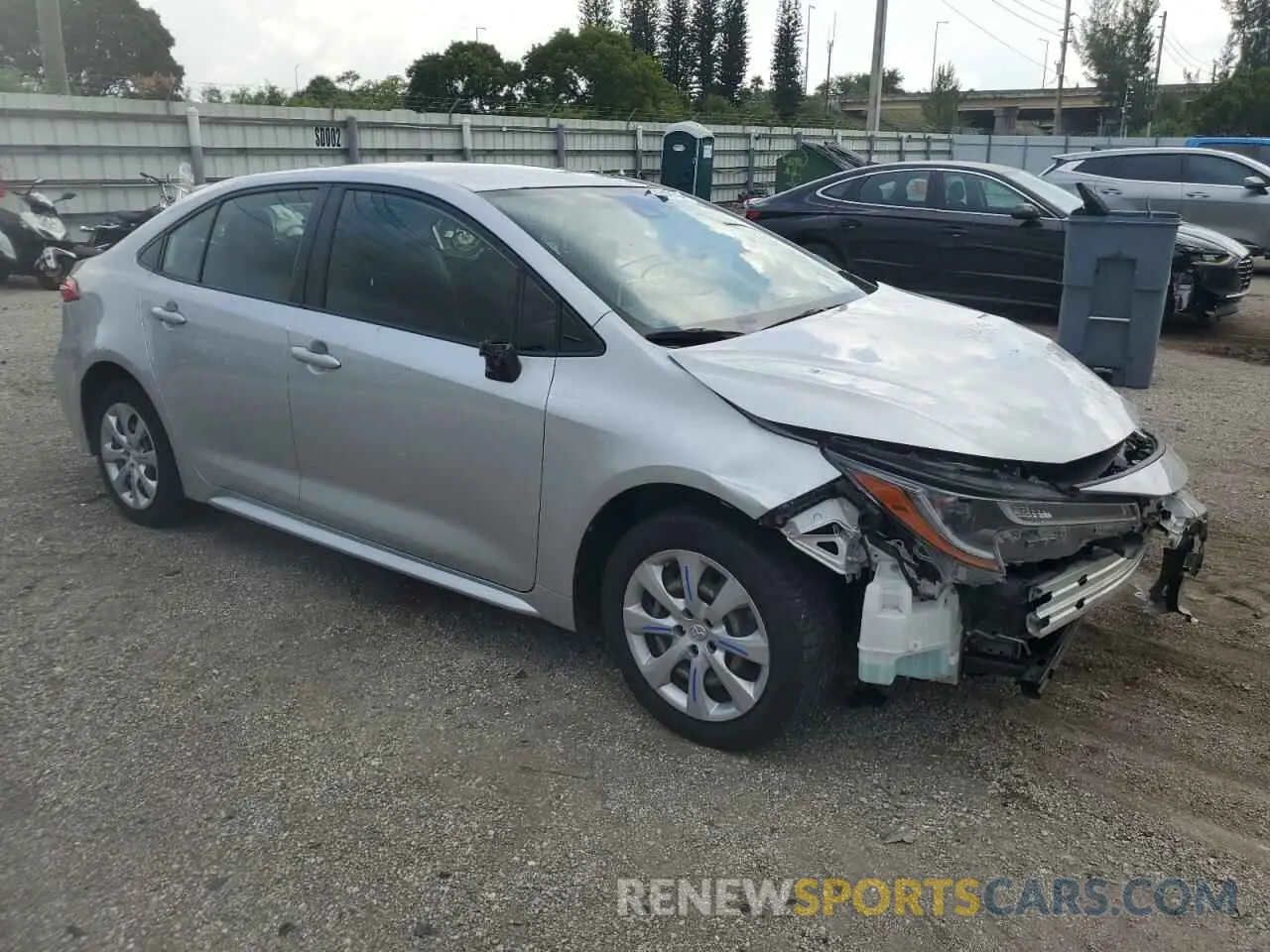4 Photograph of a damaged car JTDEPRAE3LJ105484 TOYOTA COROLLA 2020