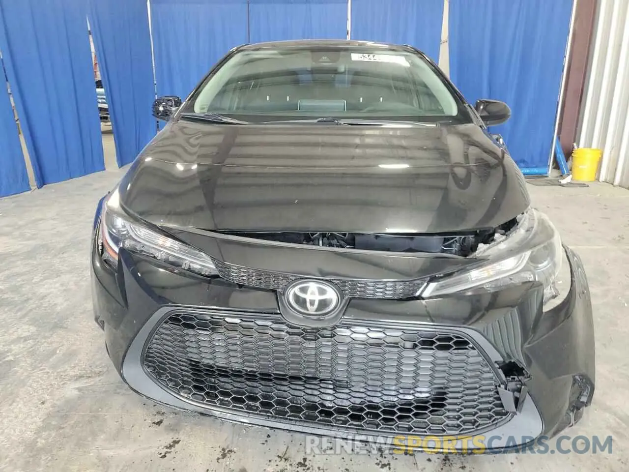 5 Photograph of a damaged car JTDEPRAE3LJ108076 TOYOTA COROLLA 2020