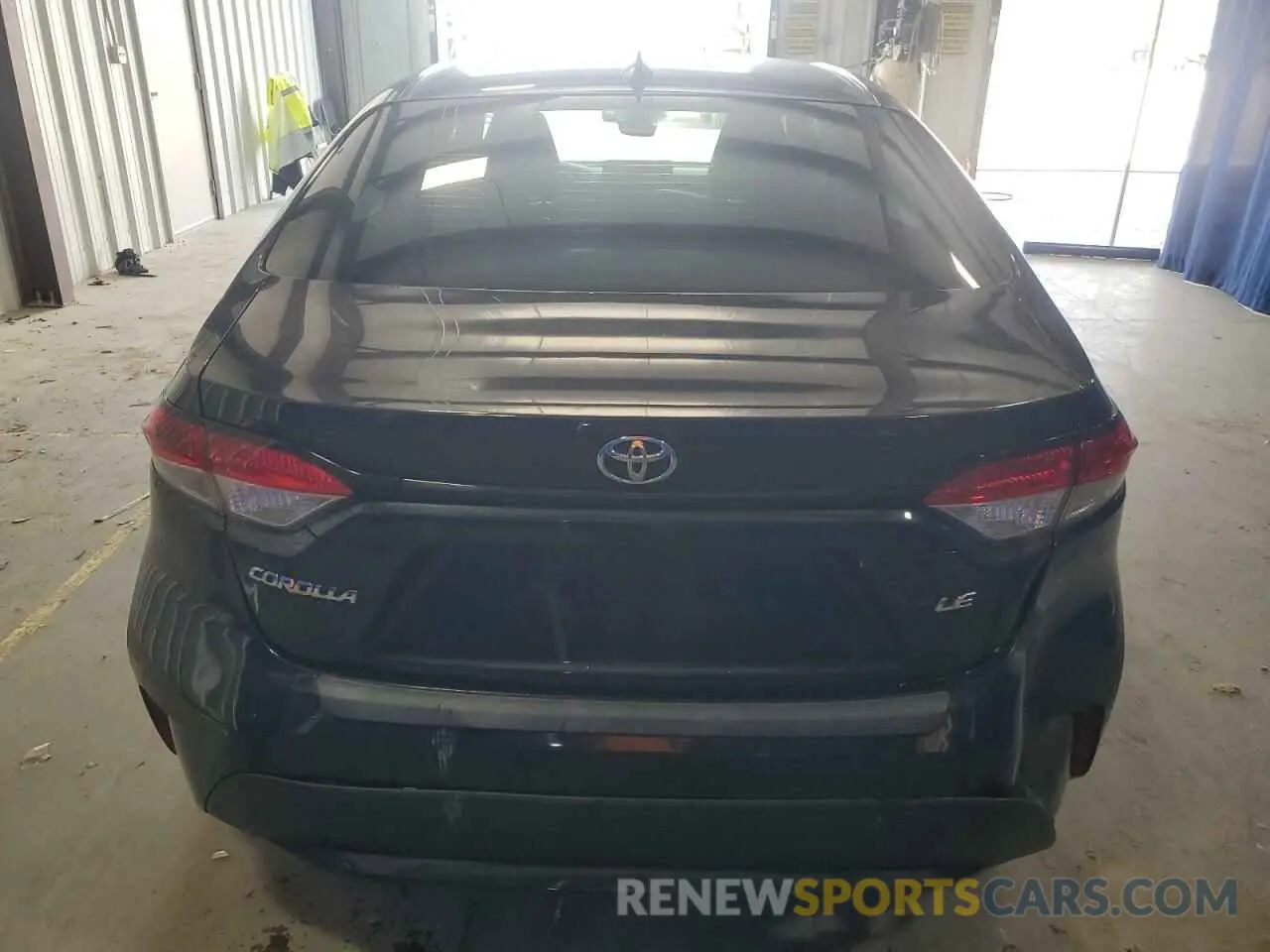 6 Photograph of a damaged car JTDEPRAE3LJ108076 TOYOTA COROLLA 2020