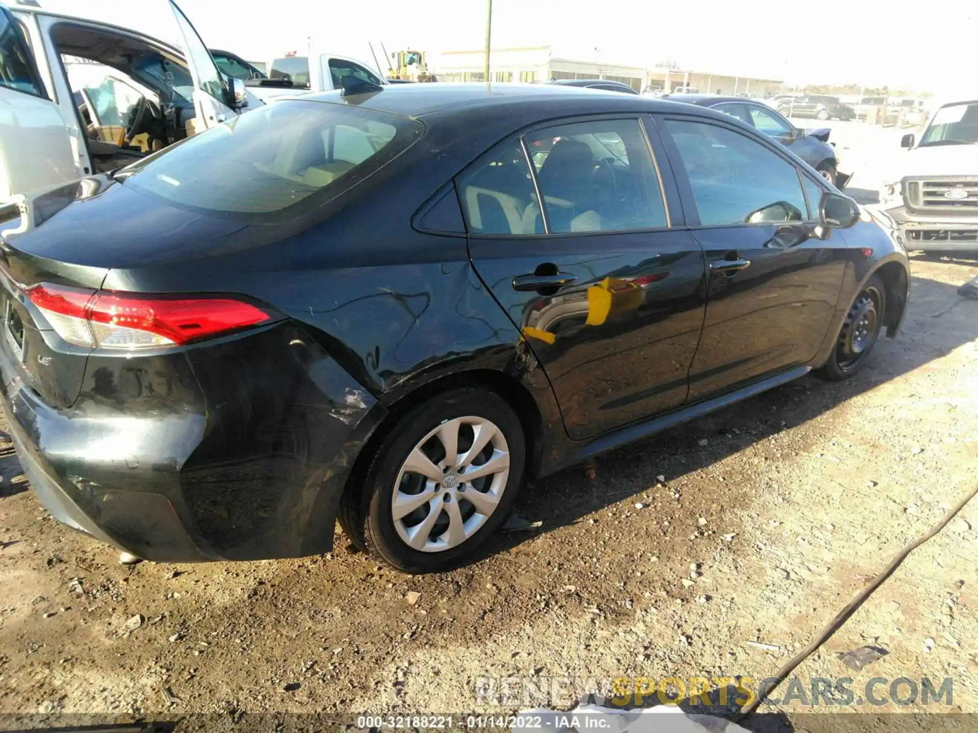 4 Photograph of a damaged car JTDEPRAE3LJ115402 TOYOTA COROLLA 2020