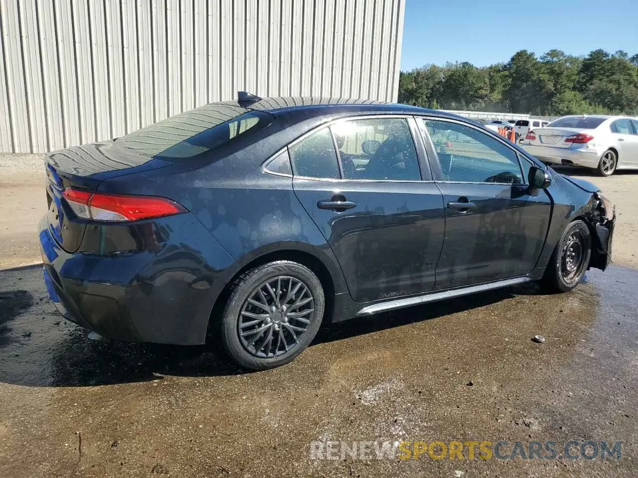 3 Photograph of a damaged car JTDEPRAE3LJ115657 TOYOTA COROLLA 2020