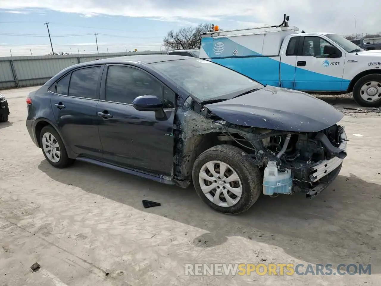 4 Photograph of a damaged car JTDEPRAE3LJ115755 TOYOTA COROLLA 2020