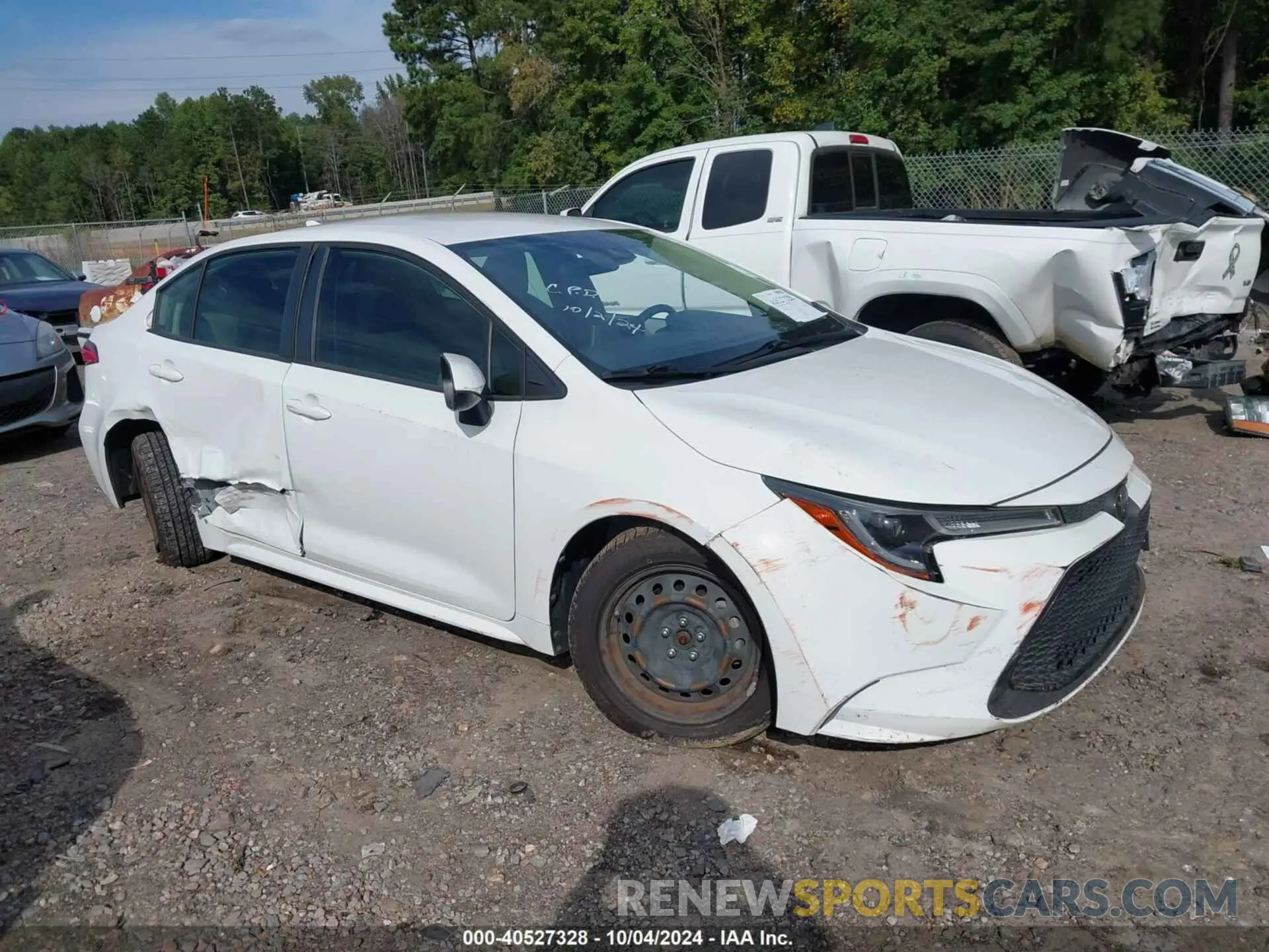 1 Photograph of a damaged car JTDEPRAE4LJ003921 TOYOTA COROLLA 2020