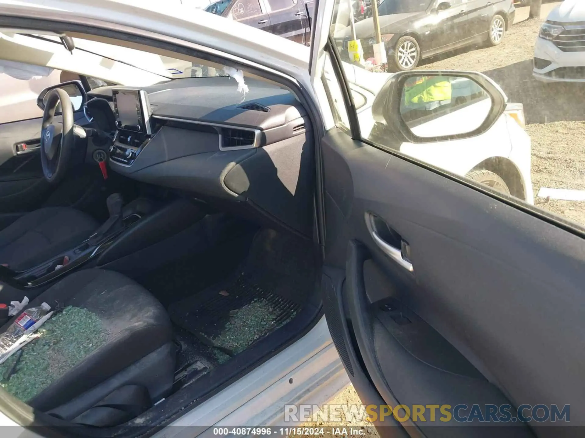 5 Photograph of a damaged car JTDEPRAE4LJ012053 TOYOTA COROLLA 2020