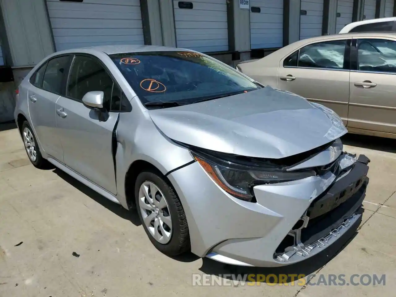 1 Photograph of a damaged car JTDEPRAE4LJ024896 TOYOTA COROLLA 2020