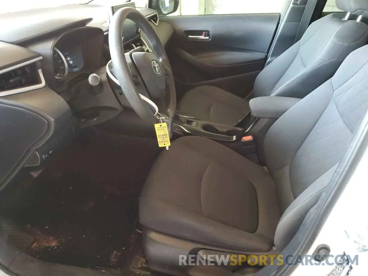 7 Photograph of a damaged car JTDEPRAE4LJ031654 TOYOTA COROLLA 2020