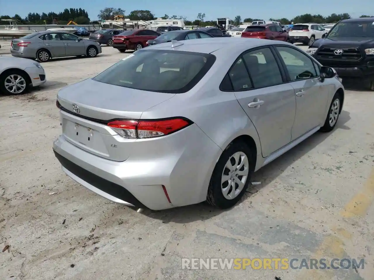 4 Photograph of a damaged car JTDEPRAE4LJ037017 TOYOTA COROLLA 2020