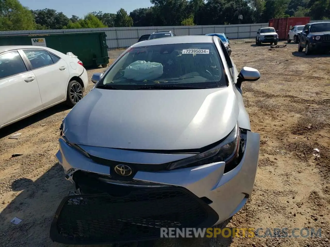5 Photograph of a damaged car JTDEPRAE4LJ037051 TOYOTA COROLLA 2020