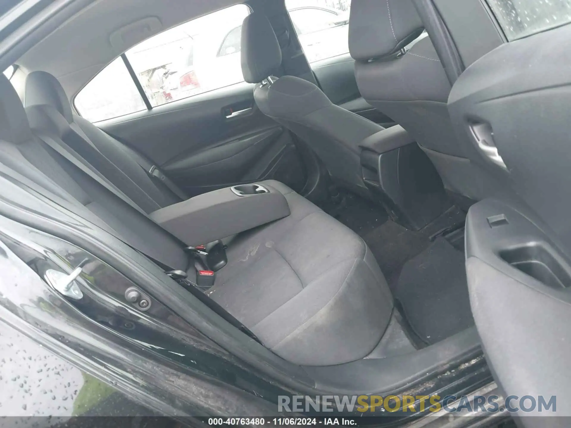 8 Photograph of a damaged car JTDEPRAE4LJ037843 TOYOTA COROLLA 2020