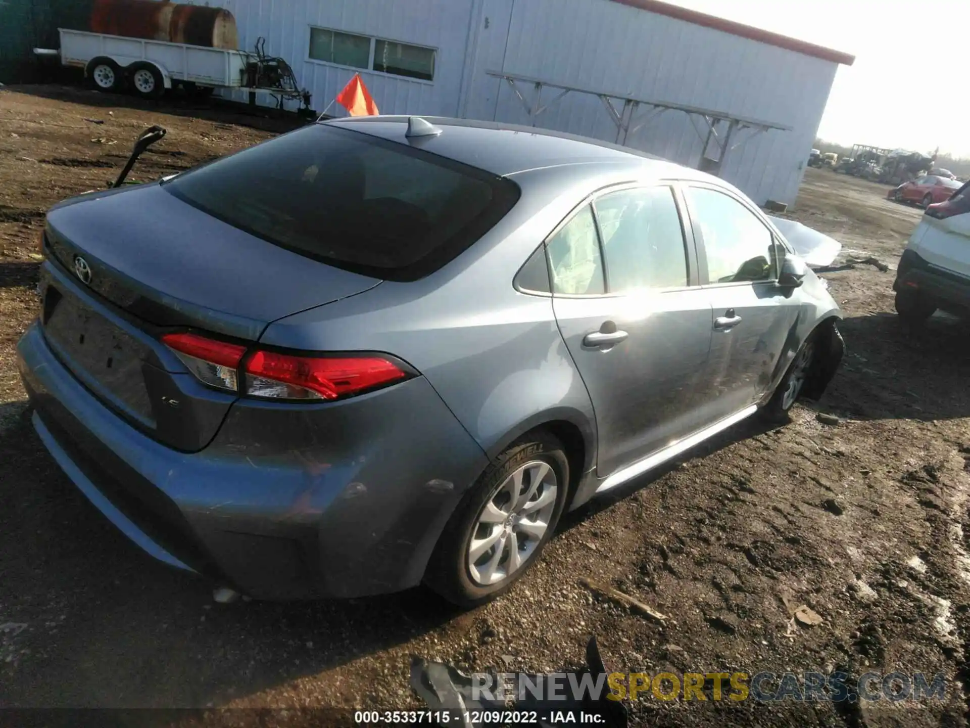 4 Photograph of a damaged car JTDEPRAE4LJ039818 TOYOTA COROLLA 2020