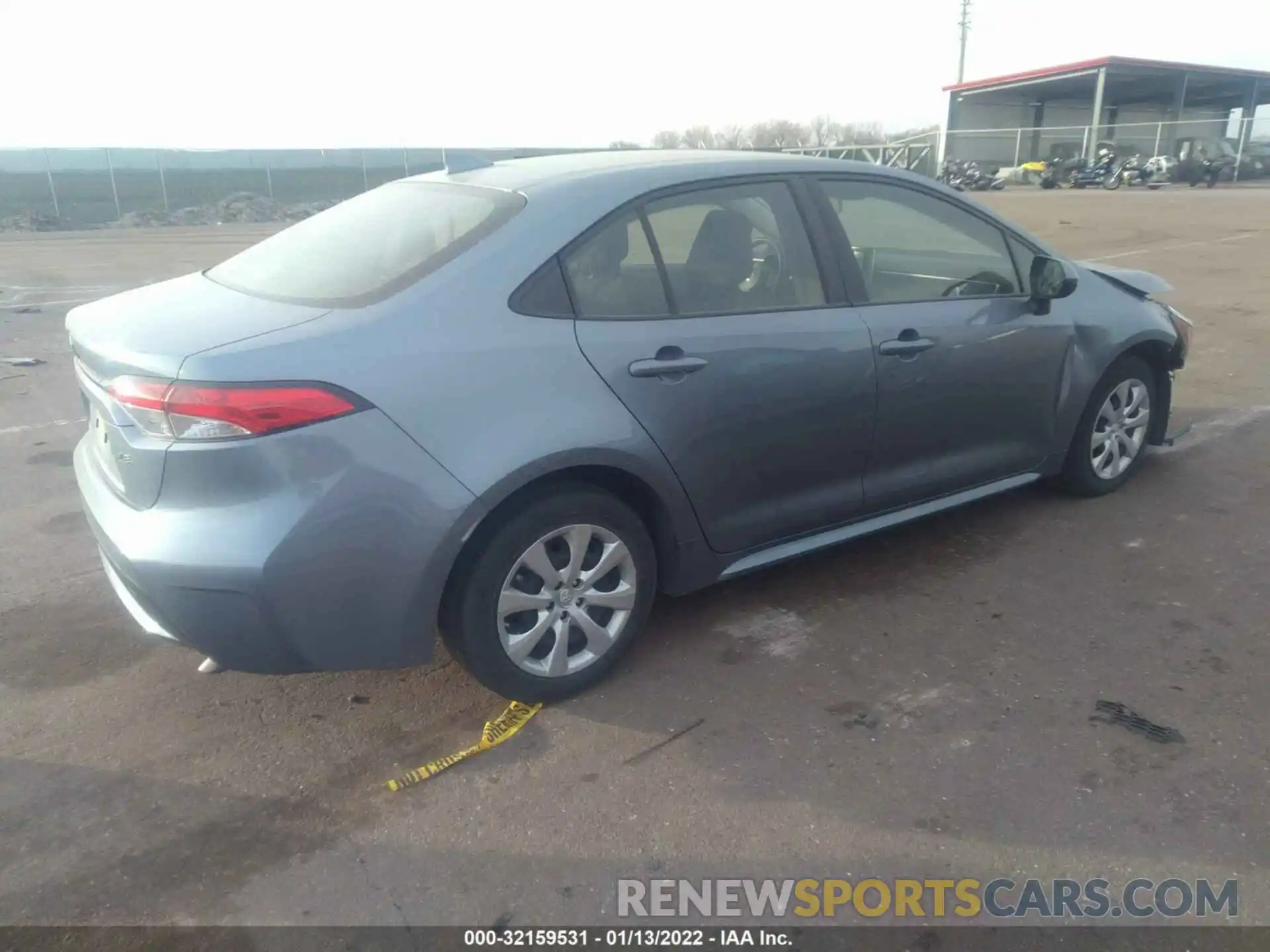 4 Photograph of a damaged car JTDEPRAE4LJ041617 TOYOTA COROLLA 2020