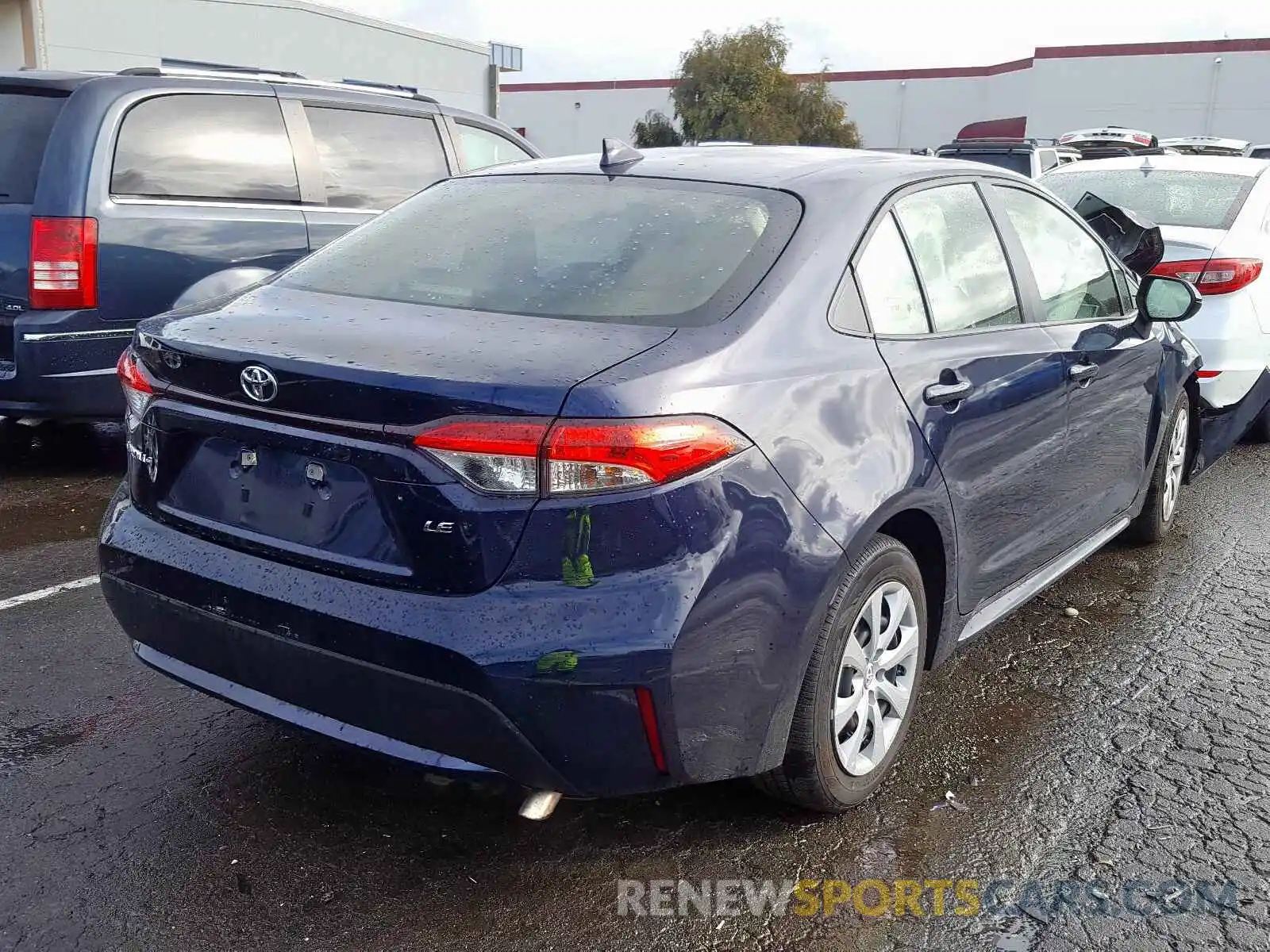 4 Photograph of a damaged car JTDEPRAE4LJ052861 TOYOTA COROLLA 2020