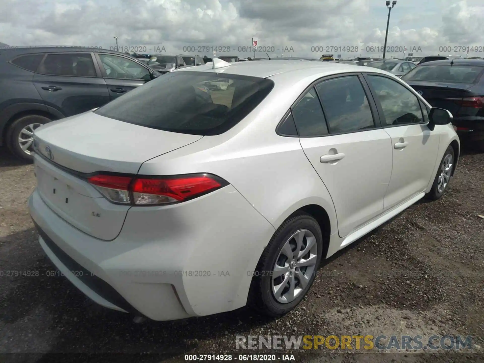 4 Photograph of a damaged car JTDEPRAE4LJ056134 TOYOTA COROLLA 2020