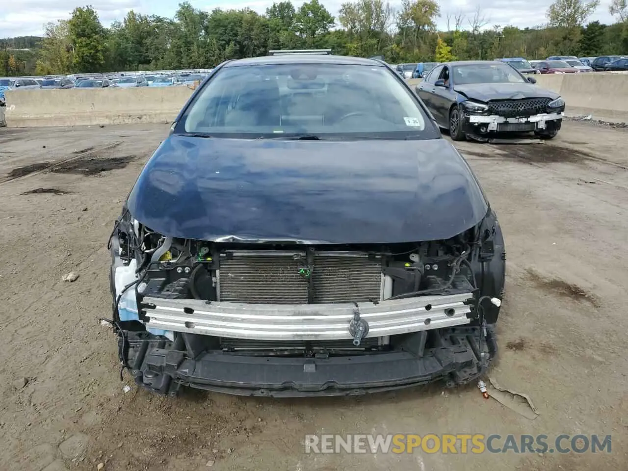 5 Photograph of a damaged car JTDEPRAE4LJ057509 TOYOTA COROLLA 2020