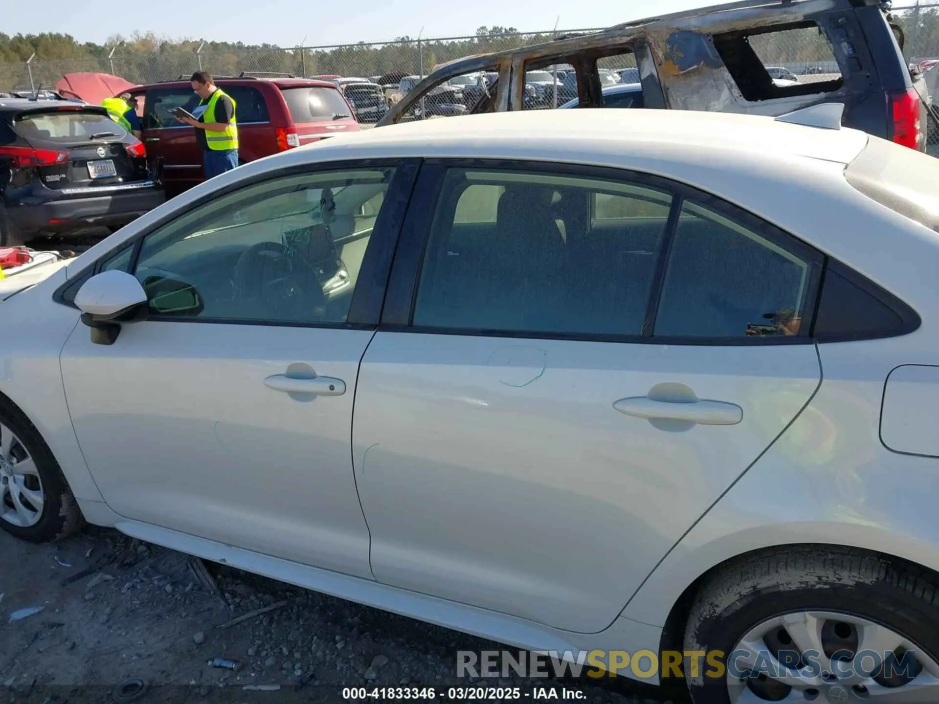 14 Photograph of a damaged car JTDEPRAE4LJ057655 TOYOTA COROLLA 2020