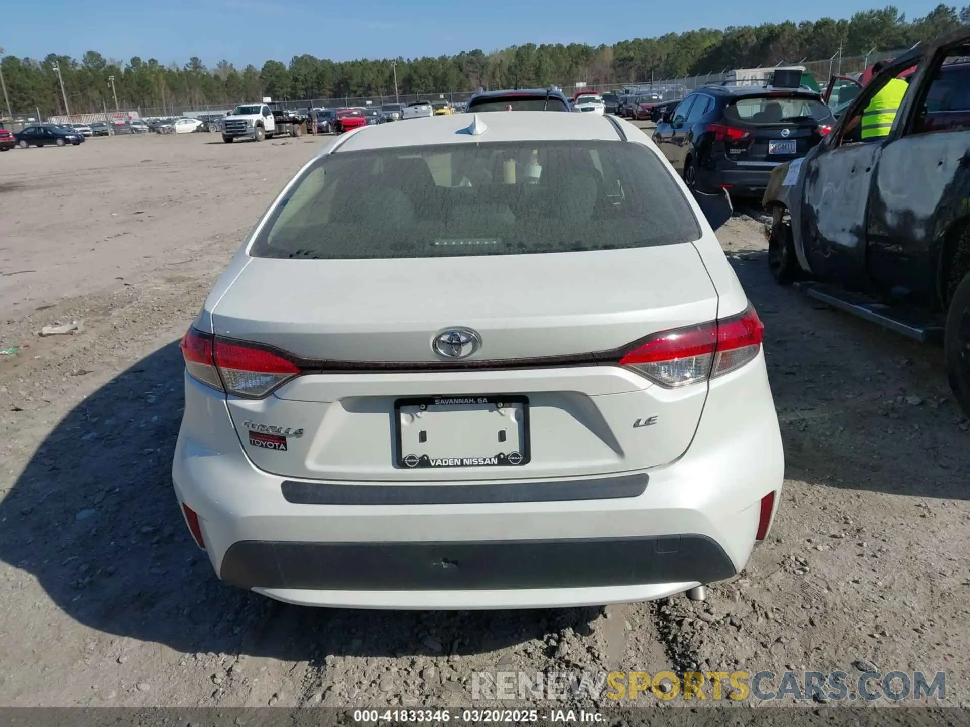 16 Photograph of a damaged car JTDEPRAE4LJ057655 TOYOTA COROLLA 2020