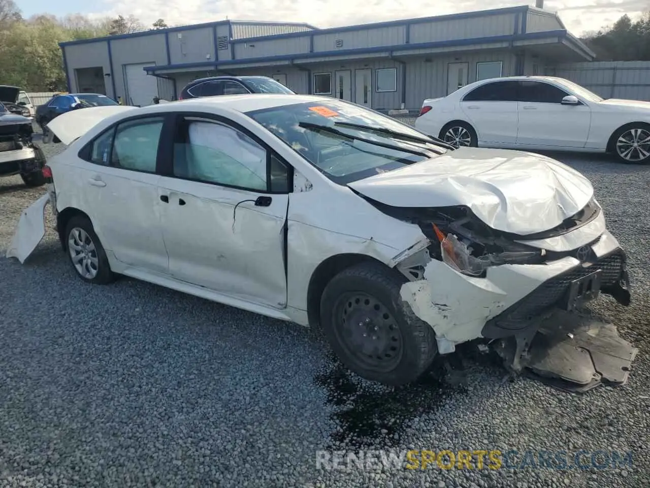 4 Photograph of a damaged car JTDEPRAE4LJ062466 TOYOTA COROLLA 2020