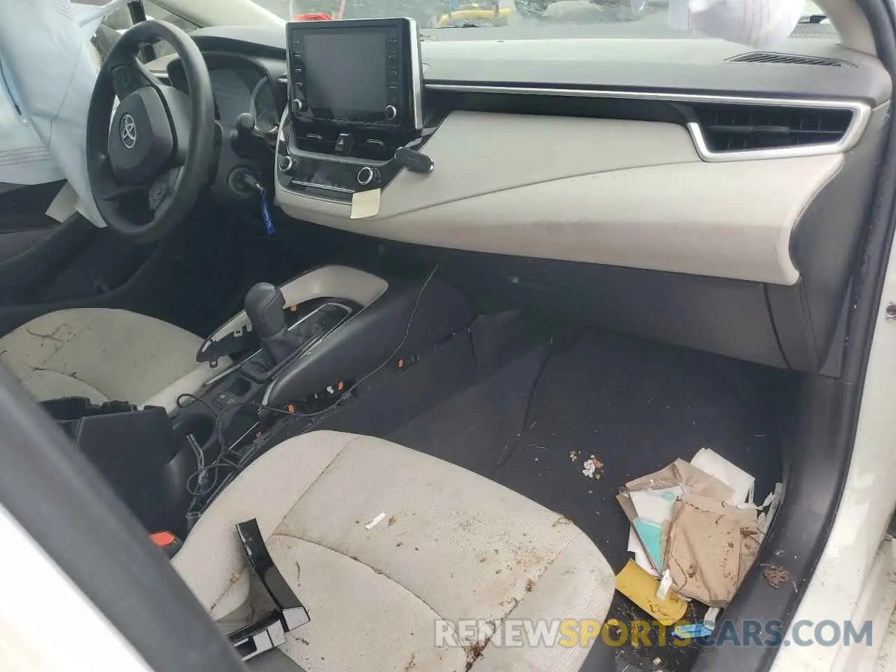 8 Photograph of a damaged car JTDEPRAE4LJ067960 TOYOTA COROLLA 2020