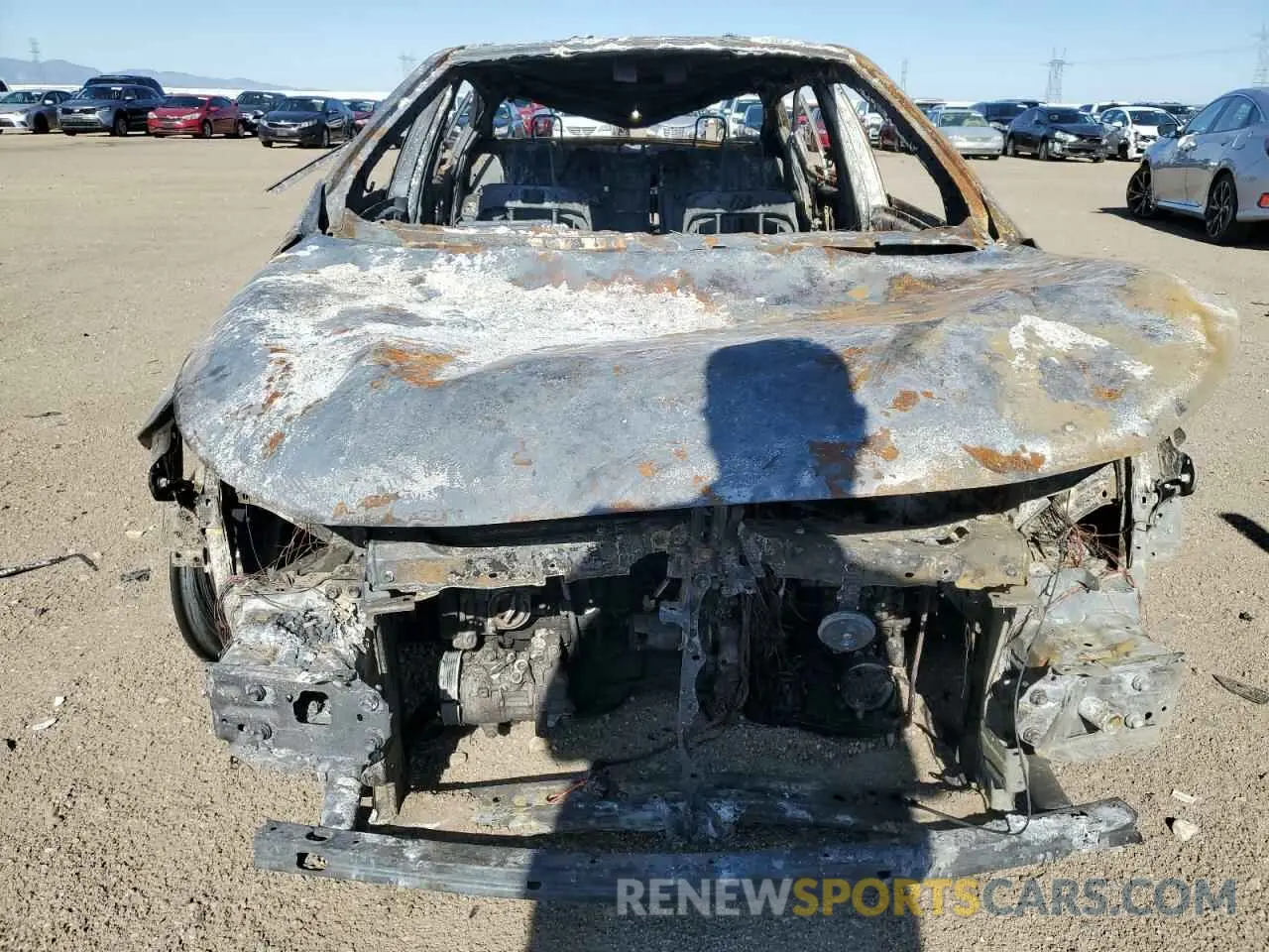 5 Photograph of a damaged car JTDEPRAE4LJ068784 TOYOTA COROLLA 2020