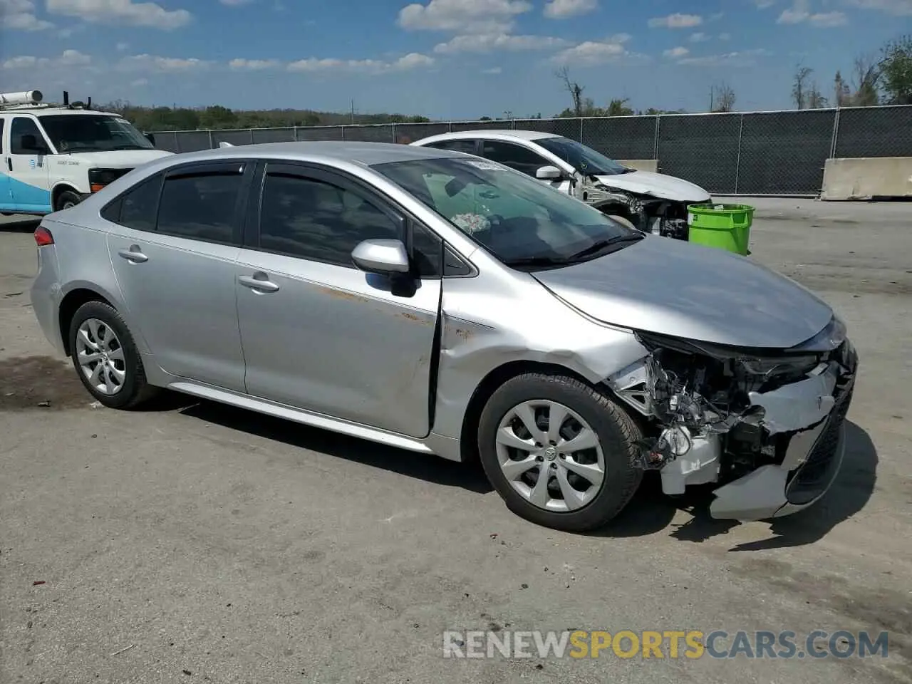 4 Photograph of a damaged car JTDEPRAE4LJ069370 TOYOTA COROLLA 2020