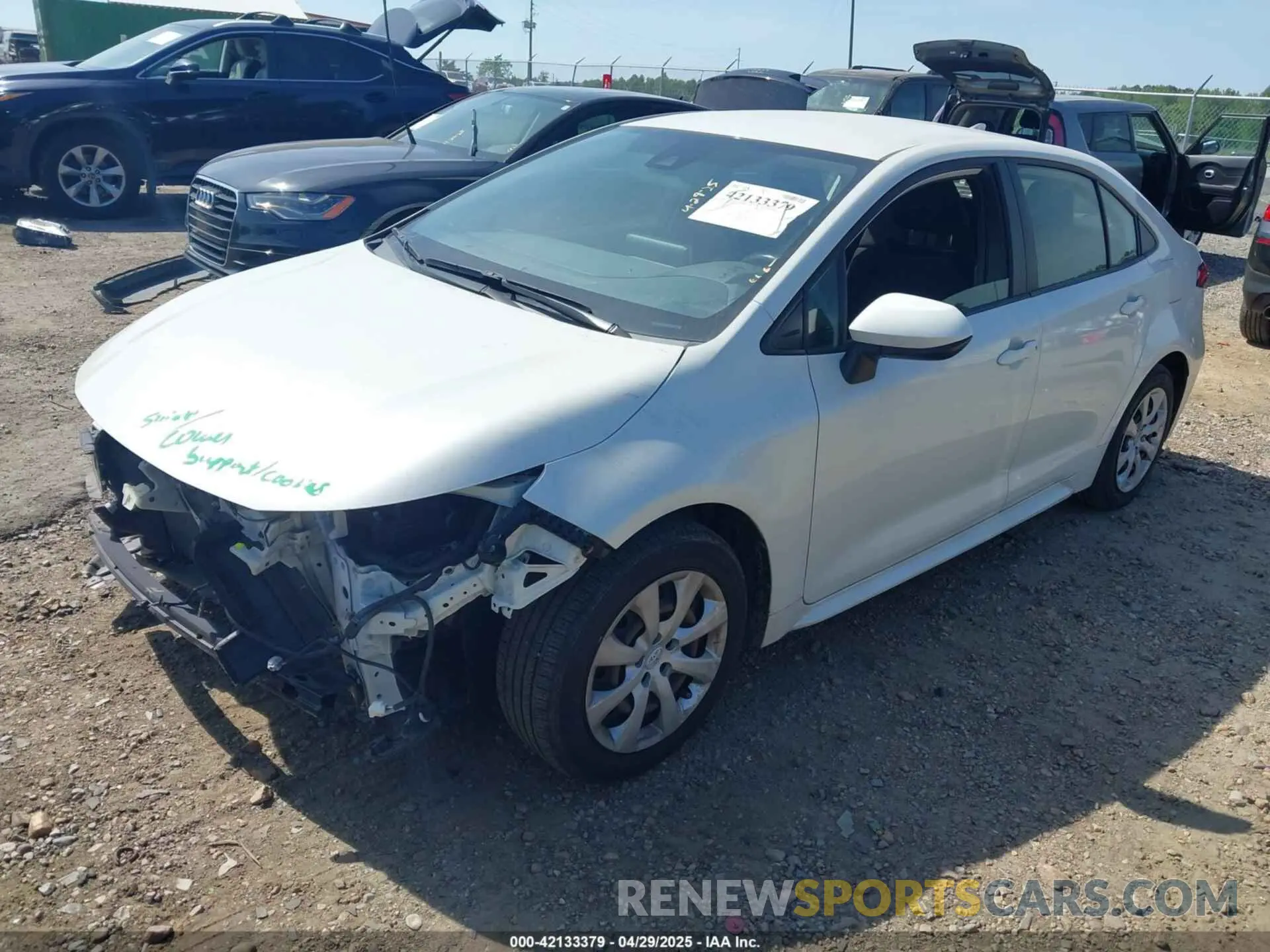 2 Photograph of a damaged car JTDEPRAE4LJ075914 TOYOTA COROLLA 2020