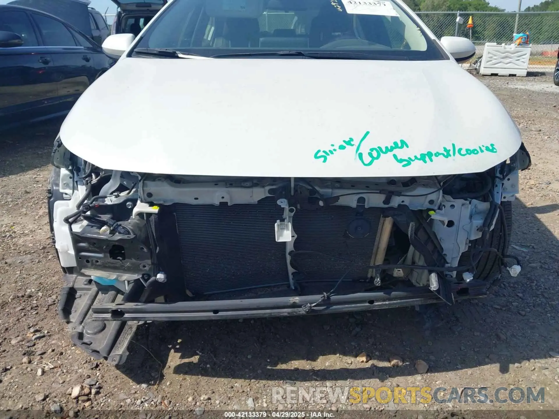 6 Photograph of a damaged car JTDEPRAE4LJ075914 TOYOTA COROLLA 2020