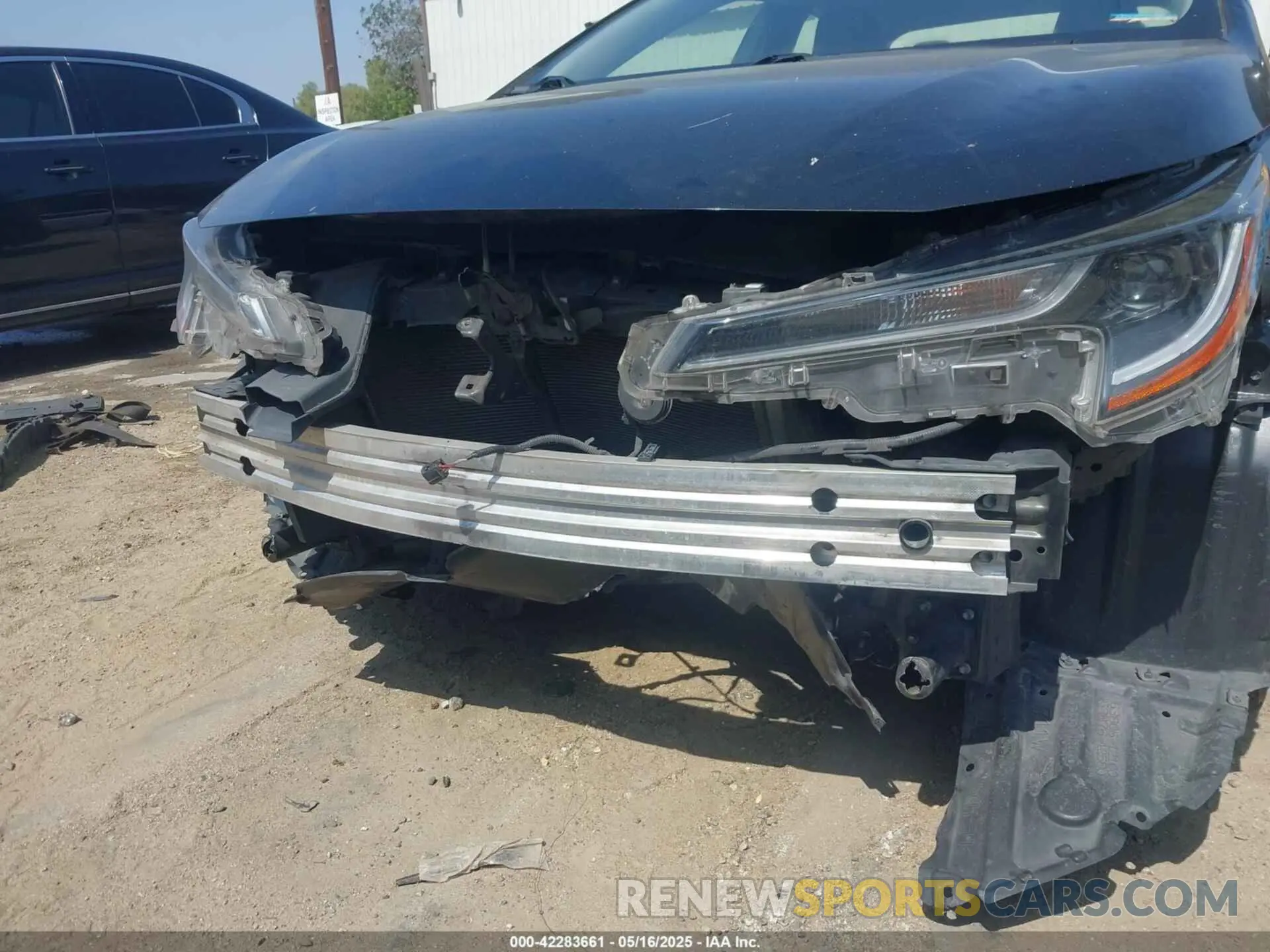 18 Photograph of a damaged car JTDEPRAE4LJ079090 TOYOTA COROLLA 2020