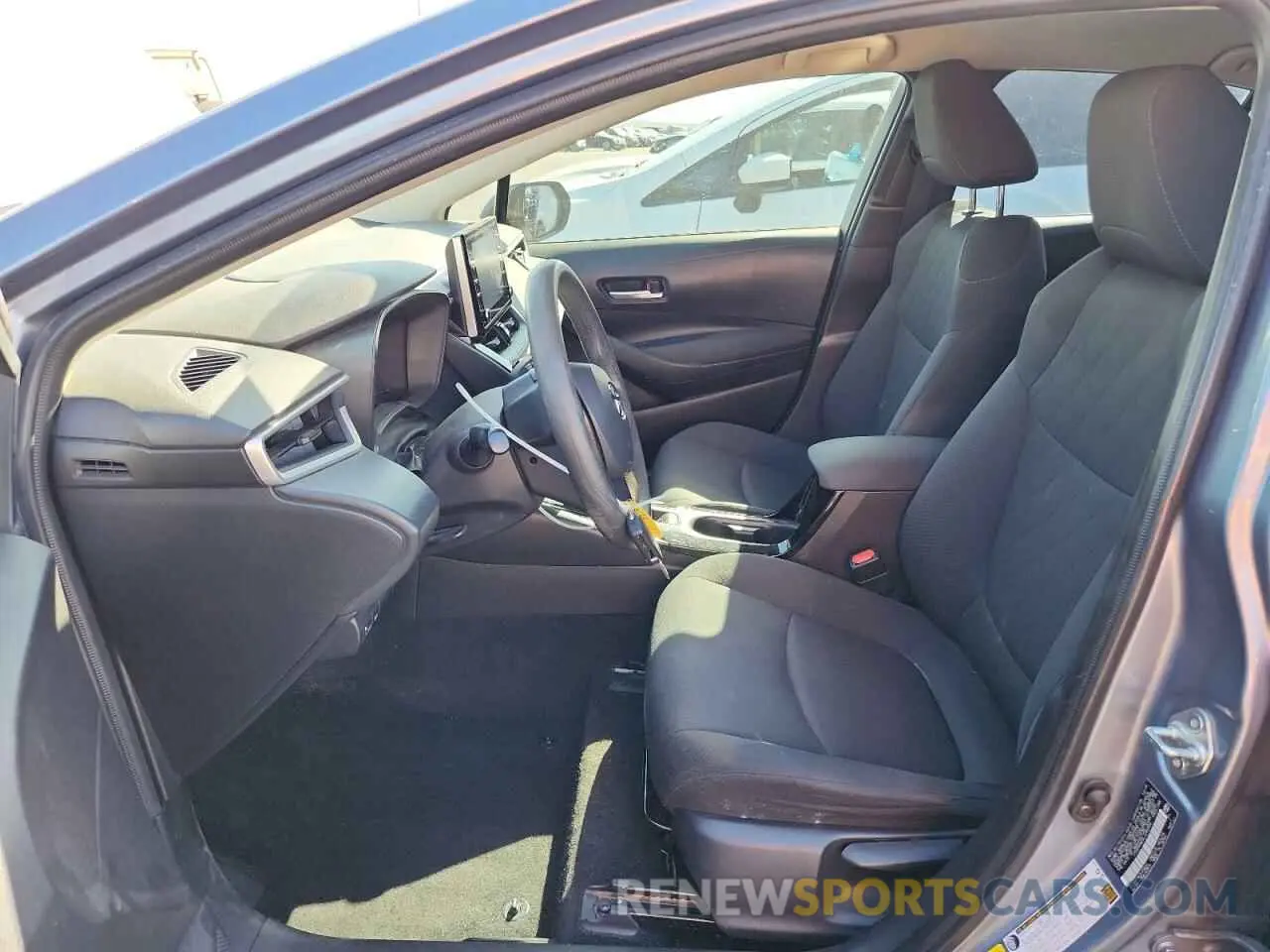 7 Photograph of a damaged car JTDEPRAE4LJ090994 TOYOTA COROLLA 2020