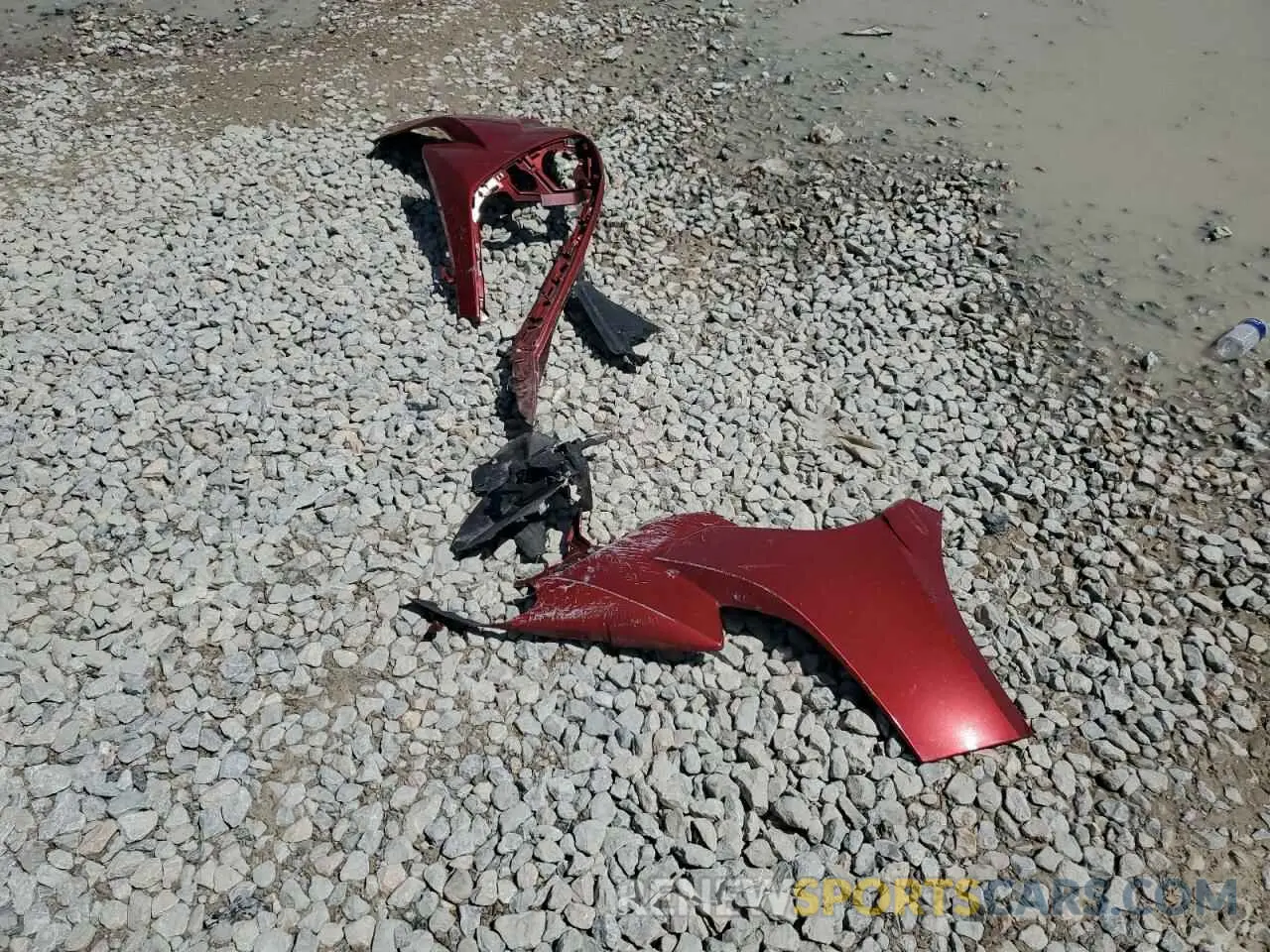 14 Photograph of a damaged car JTDEPRAE4LJ096021 TOYOTA COROLLA 2020