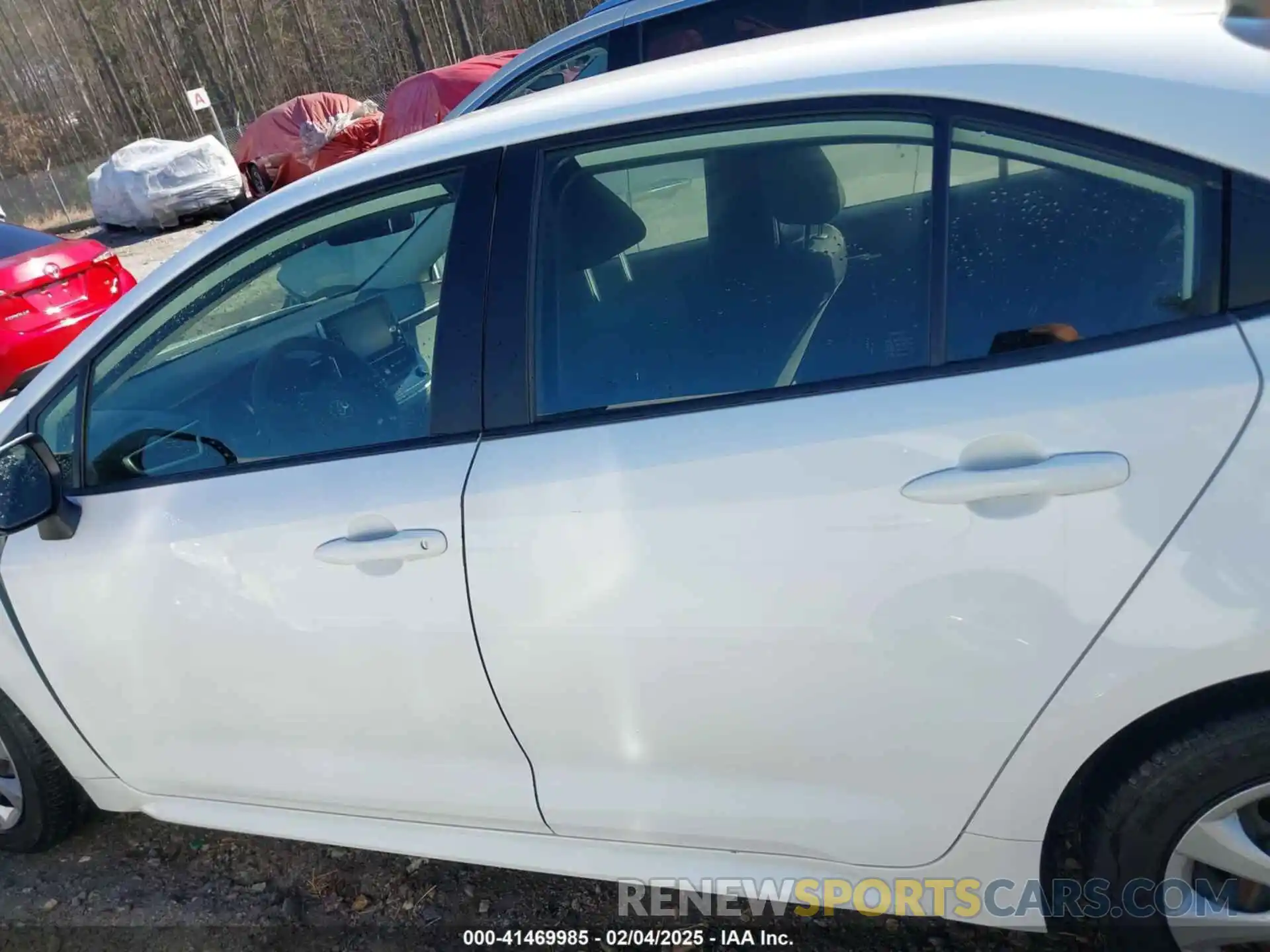 15 Photograph of a damaged car JTDEPRAE4LJ097427 TOYOTA COROLLA 2020