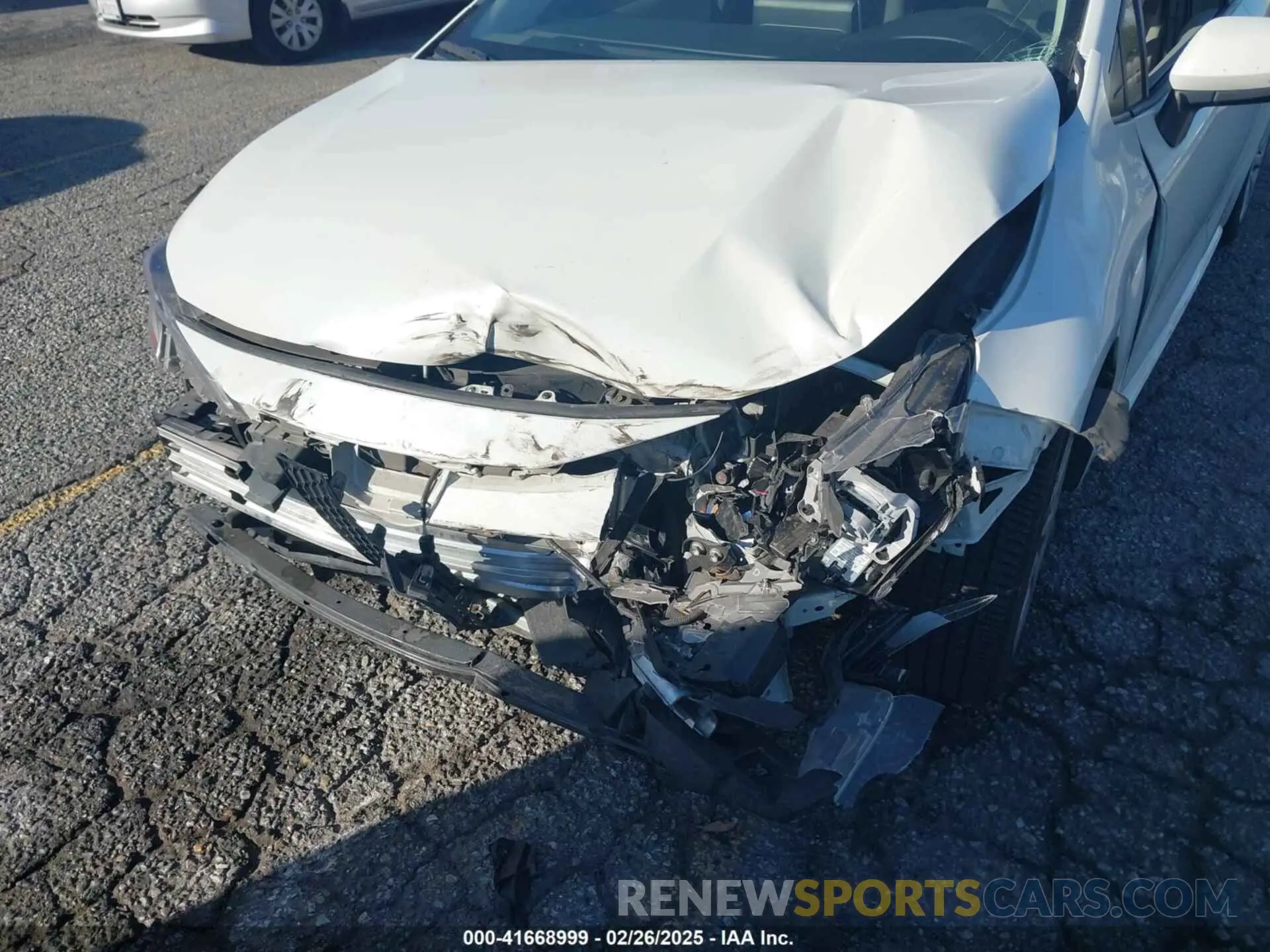6 Photograph of a damaged car JTDEPRAE4LJ100696 TOYOTA COROLLA 2020
