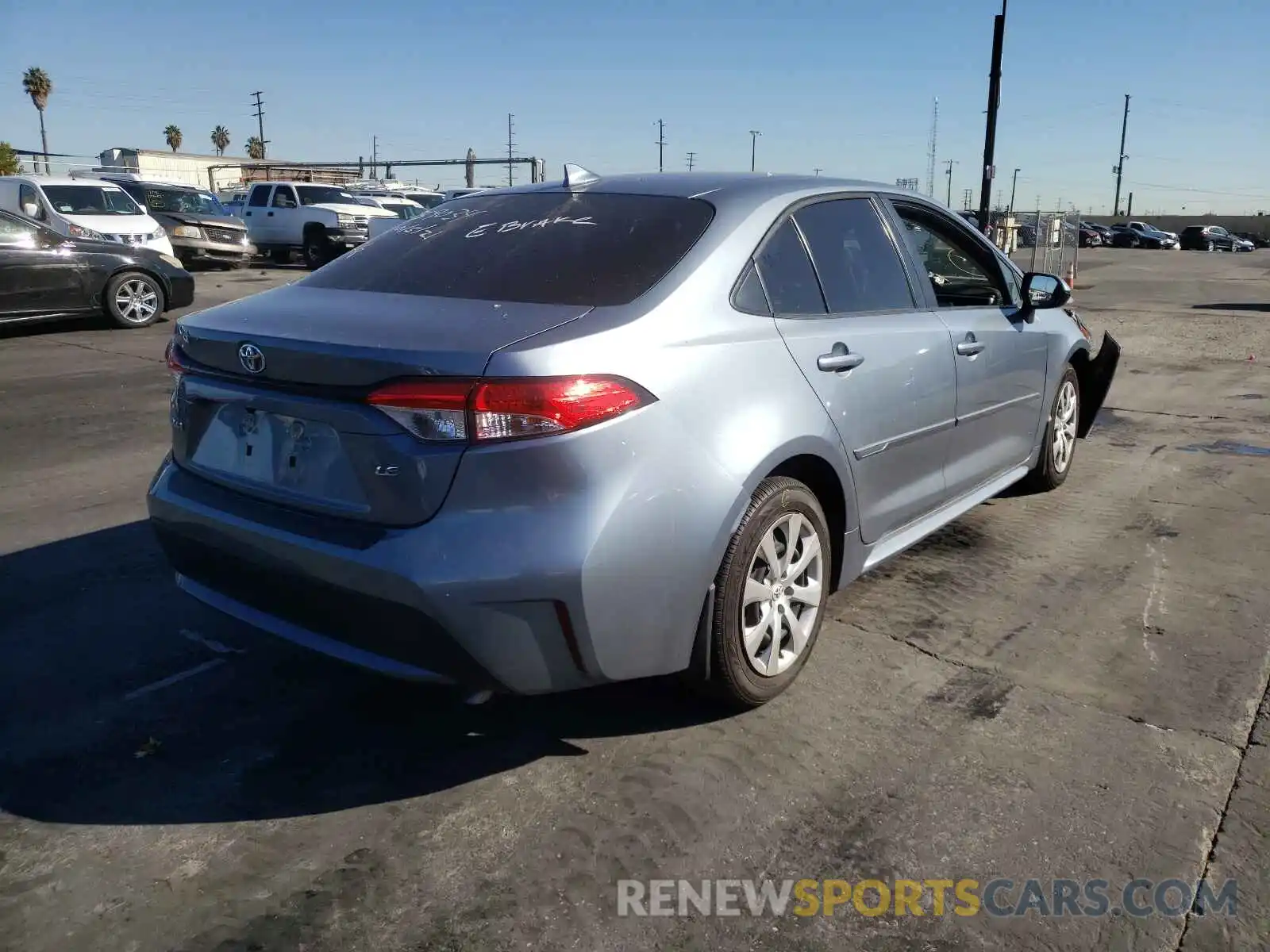 4 Photograph of a damaged car JTDEPRAE4LJ110161 TOYOTA COROLLA 2020