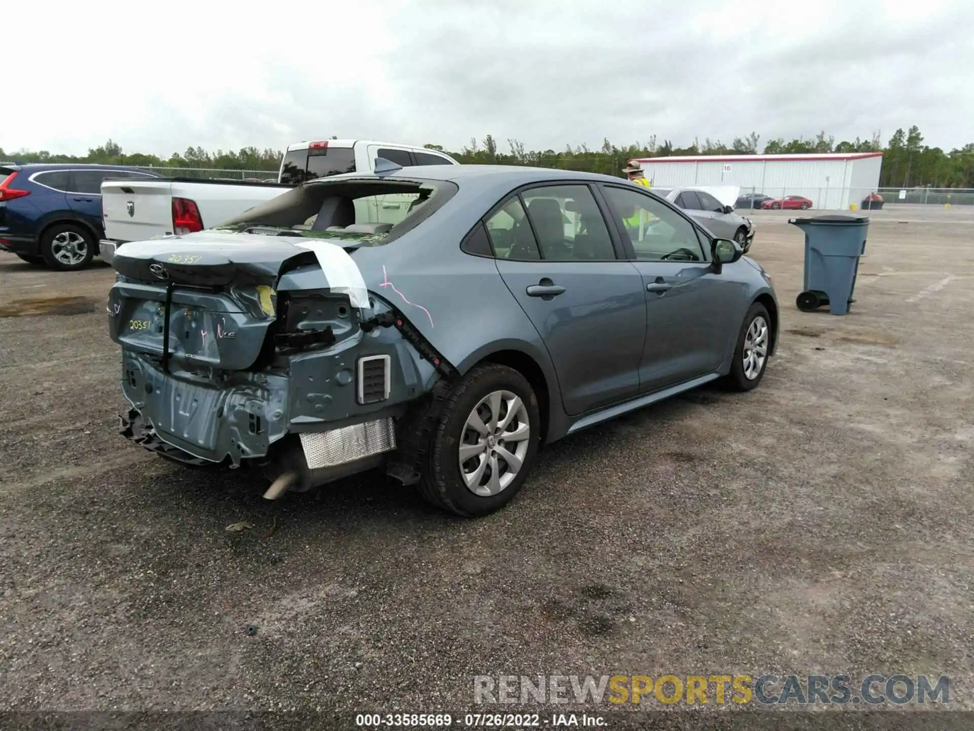 4 Photograph of a damaged car JTDEPRAE4LJ111990 TOYOTA COROLLA 2020