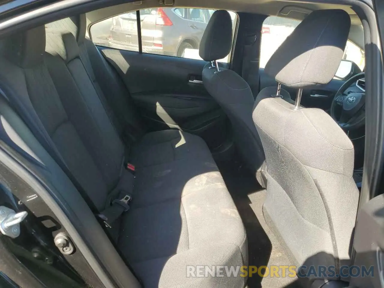 10 Photograph of a damaged car JTDEPRAE4LJ117191 TOYOTA COROLLA 2020
