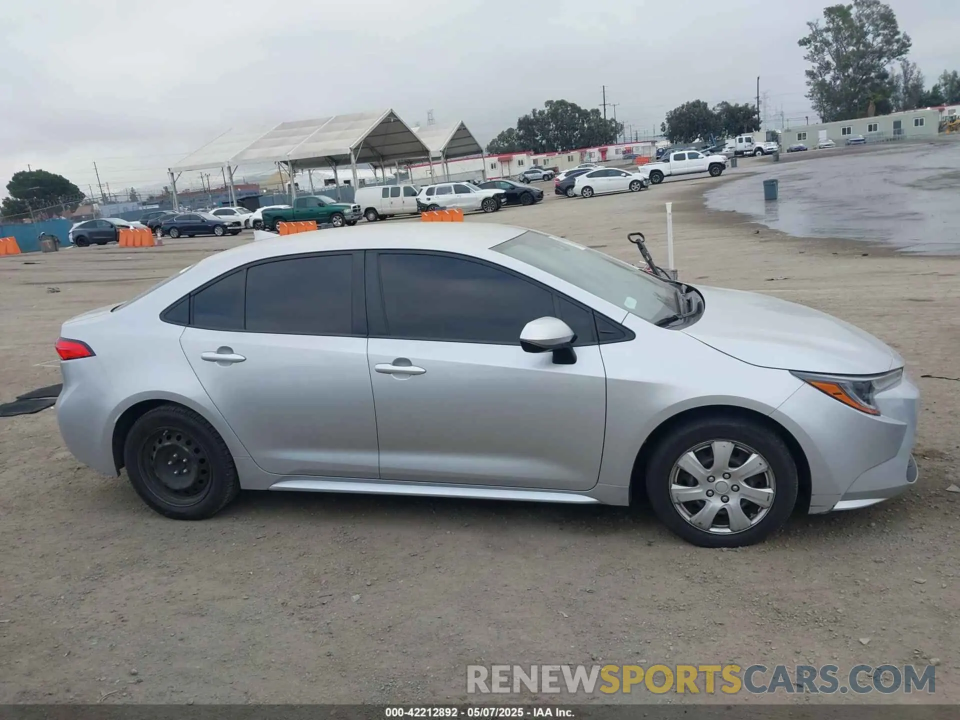 13 Photograph of a damaged car JTDEPRAE5LJ006777 TOYOTA COROLLA 2020