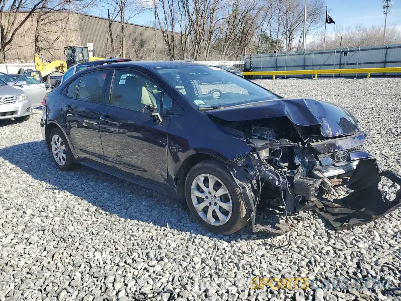 4 Photograph of a damaged car JTDEPRAE5LJ007086 TOYOTA COROLLA 2020