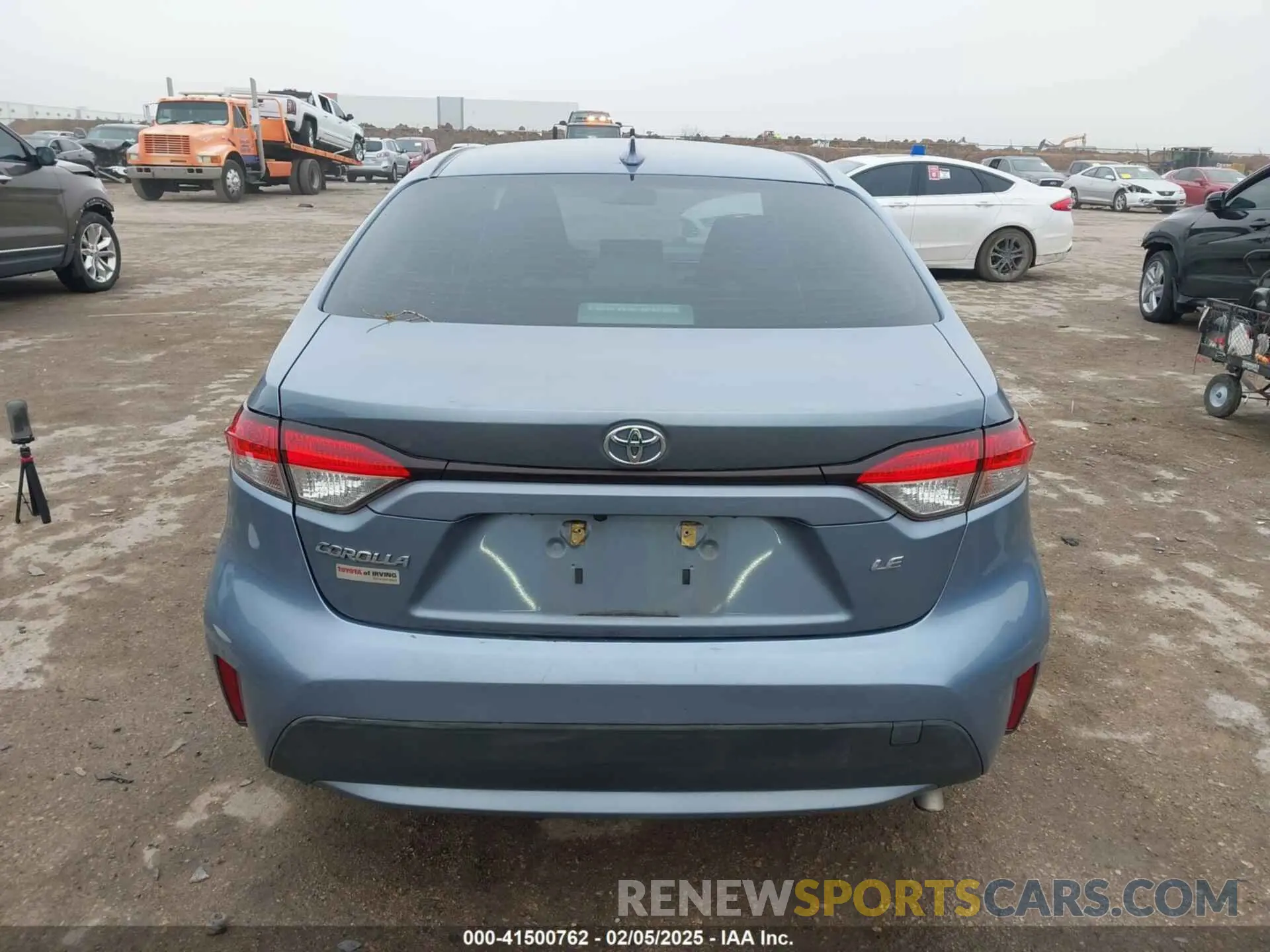 16 Photograph of a damaged car JTDEPRAE5LJ010828 TOYOTA COROLLA 2020